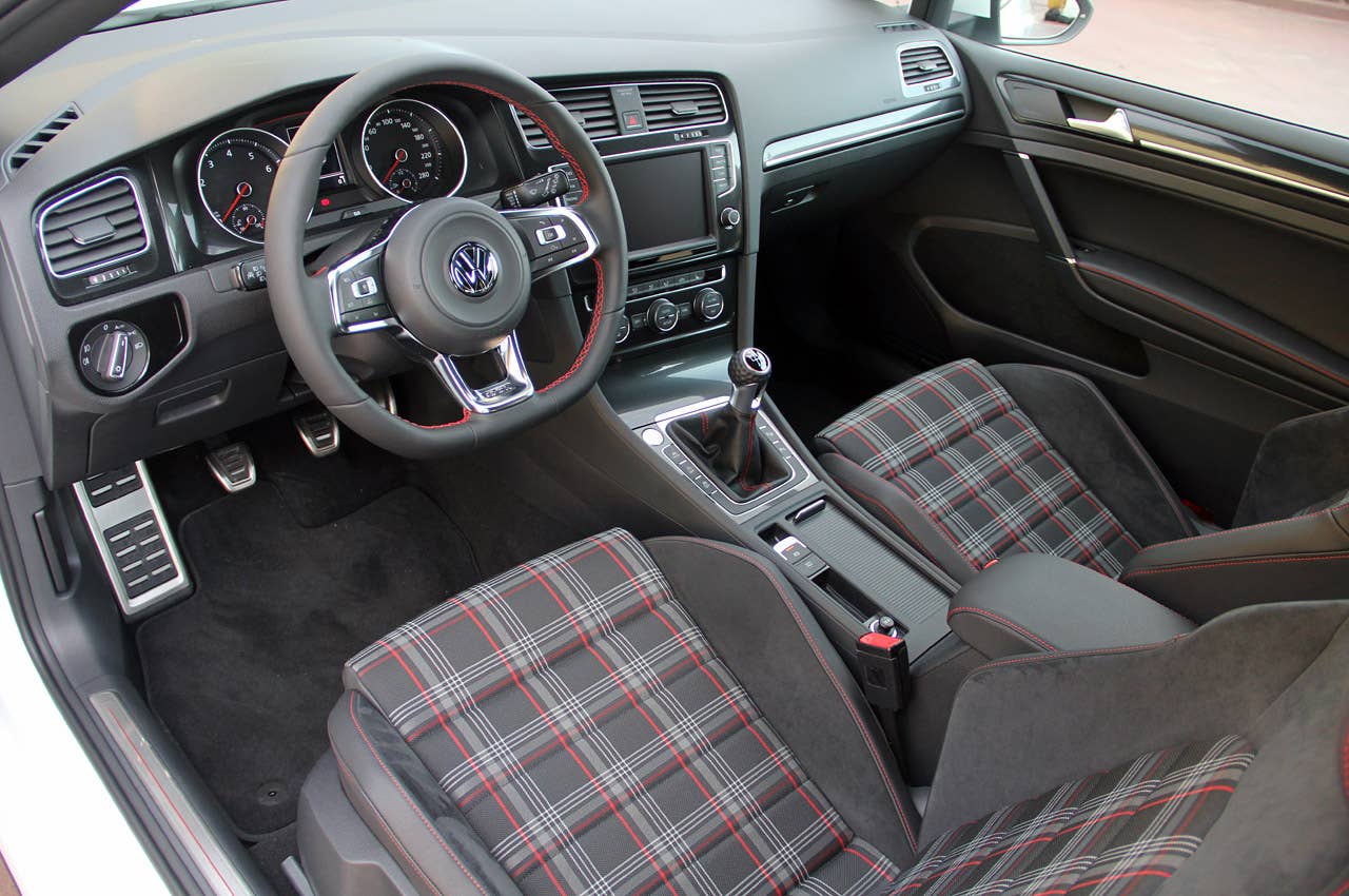 2015 Volkswagen GTI interior