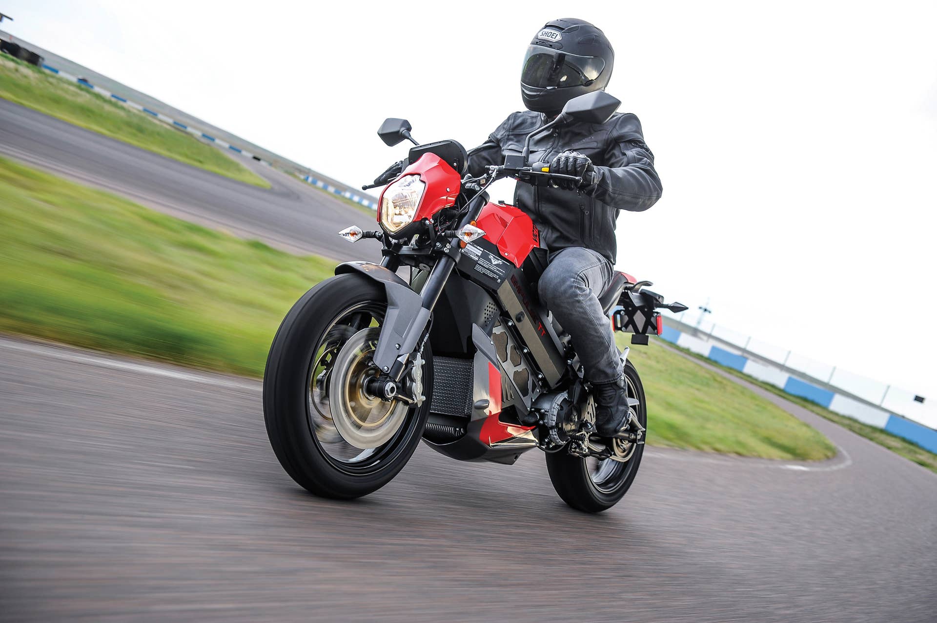 Victory Empulse TT front 3/4 electric motorcycle Brammo