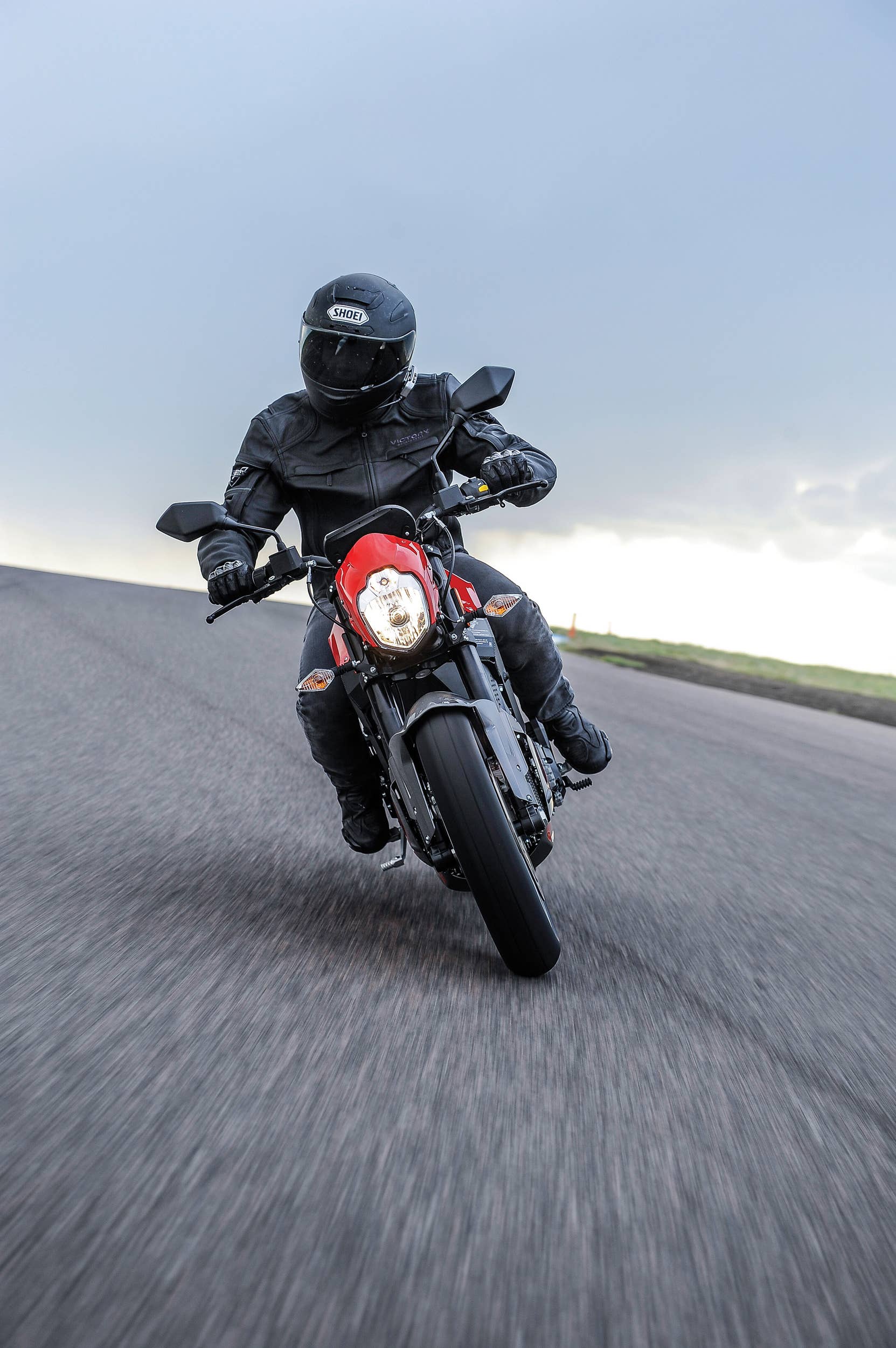 Victory Empulse TT front electric