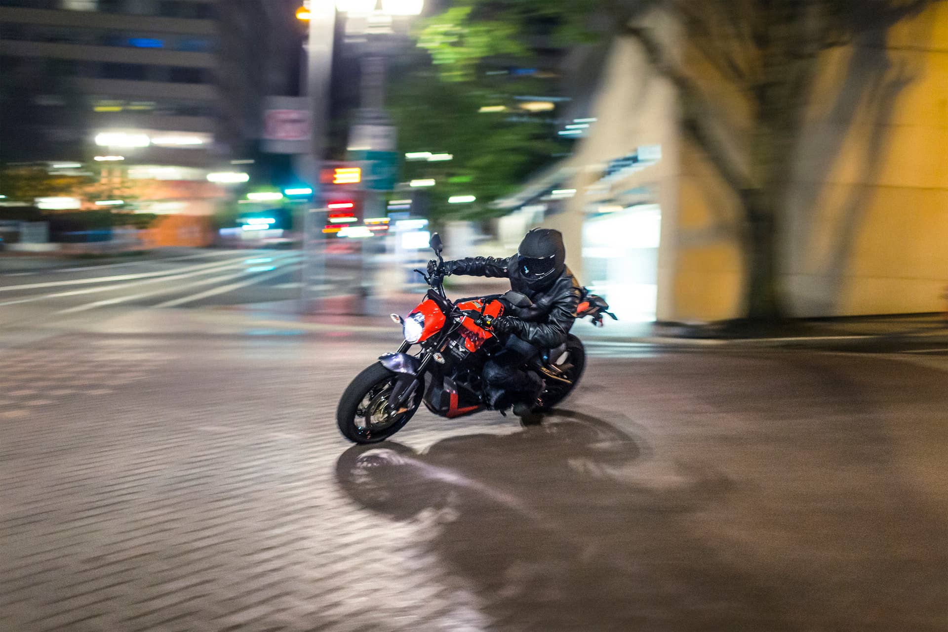 Victory Empulse TT street