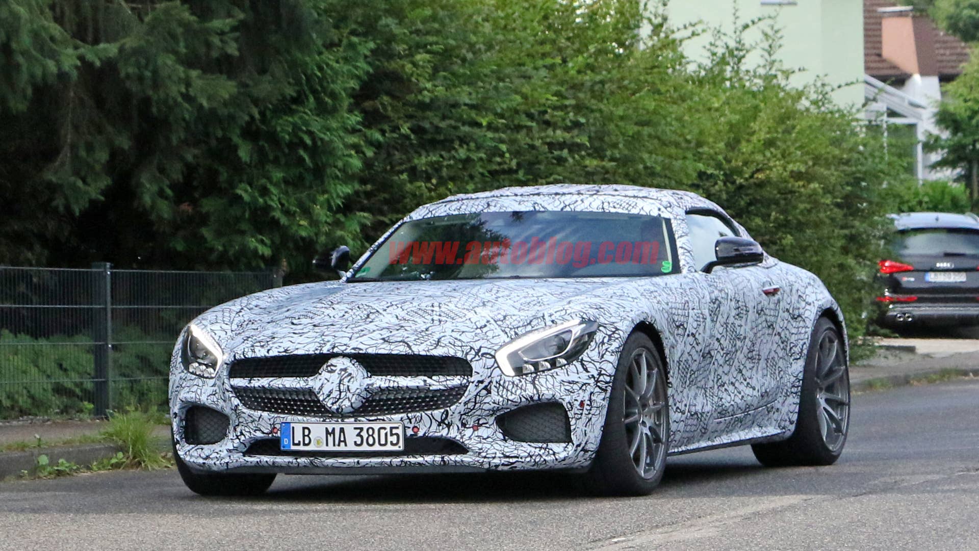 2018 Mercedes-AMG GT C Roadster Front Exterior