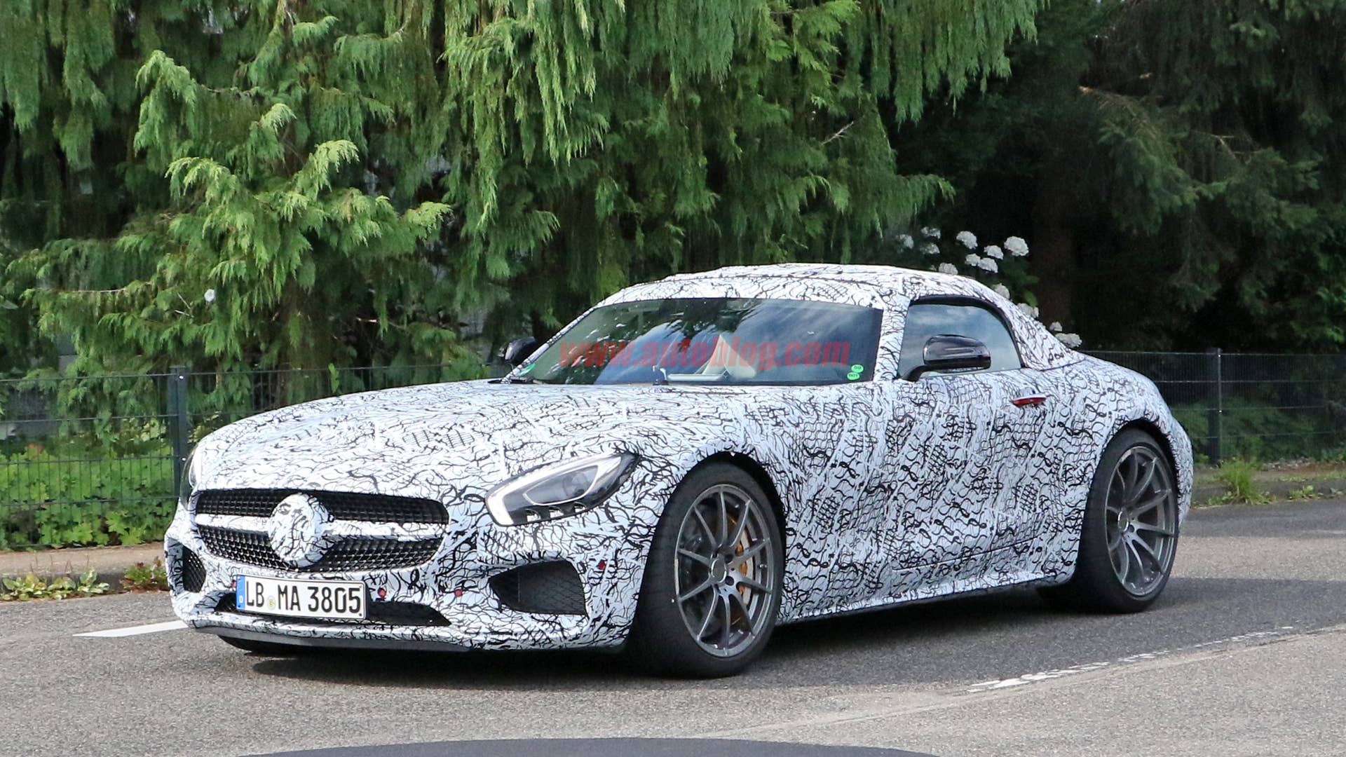 2018 Mercedes-AMG GT C Roadster Front Exterior