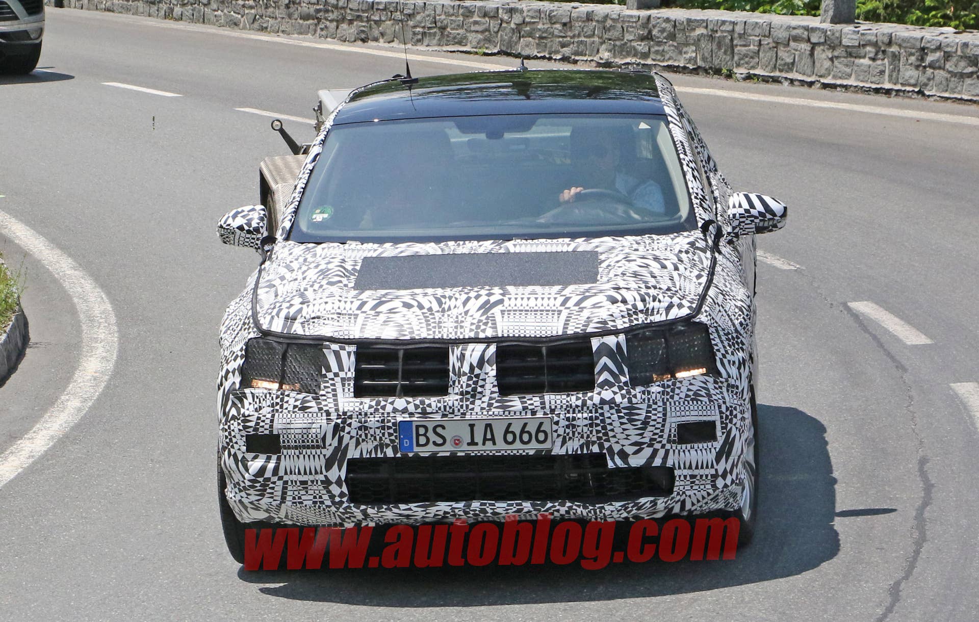 vw front grille volkswagon tiguan camo