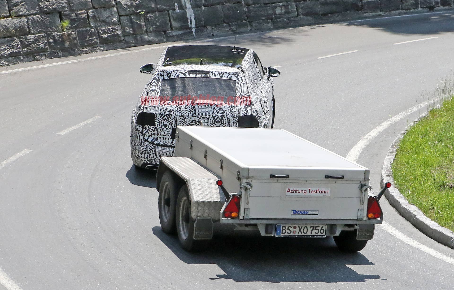 trailer tow vw corner tiguan