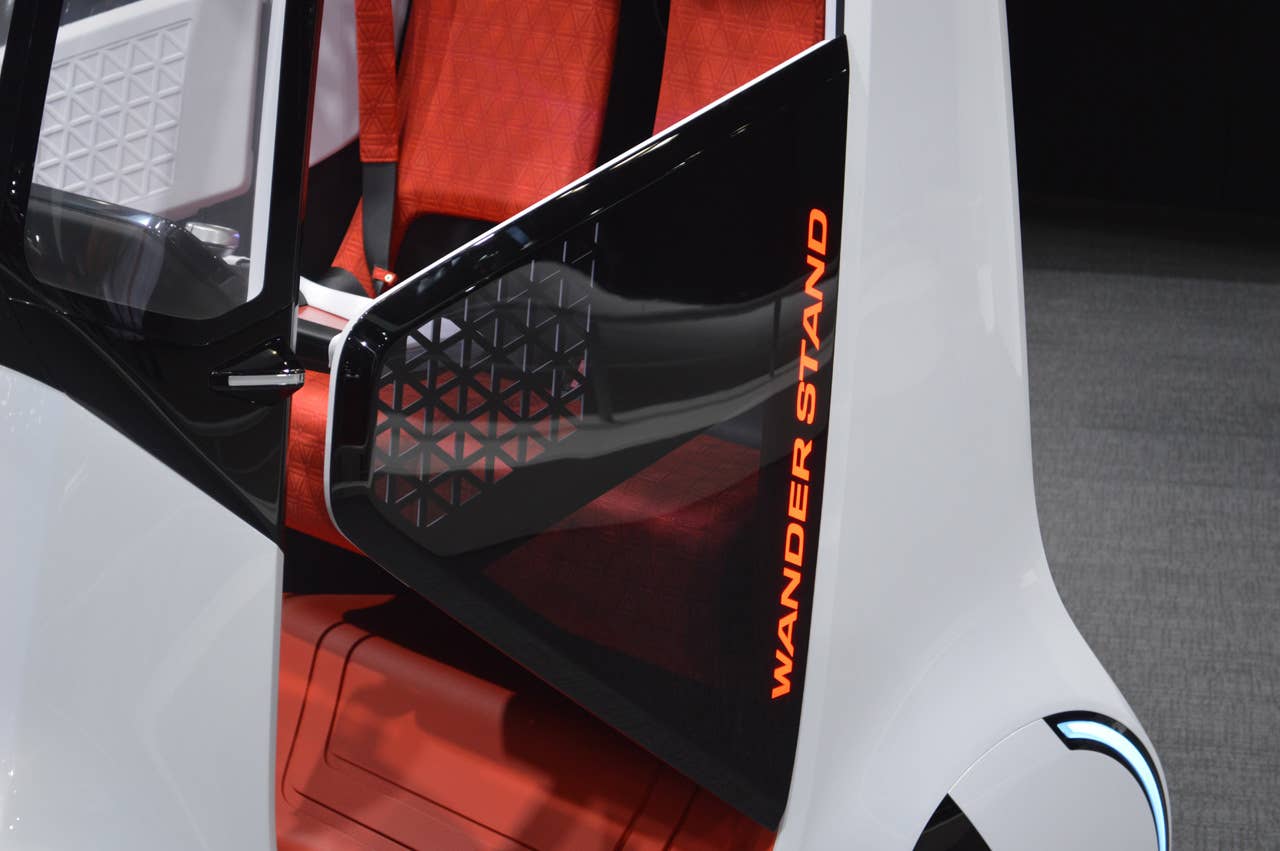 honda wander stand door
