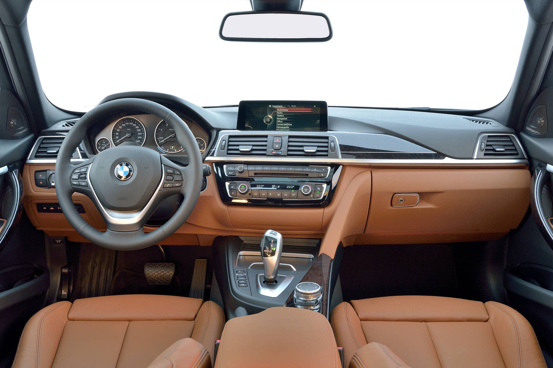 2016 bmw 3 series wagon refresh interior dashboard