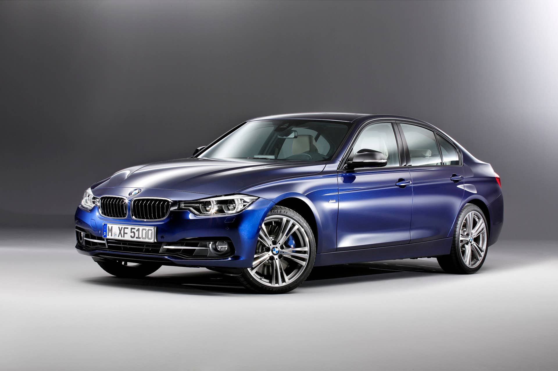 blue 2016 bmw 3 series refresh studio shot