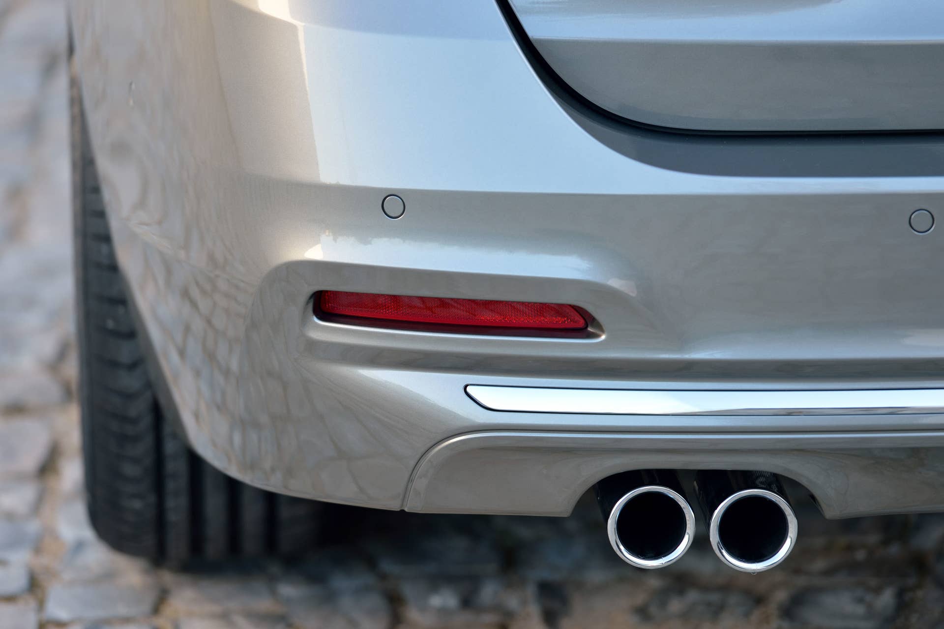 beige 2016 bmw 3 series wagon refresh exhaust detail