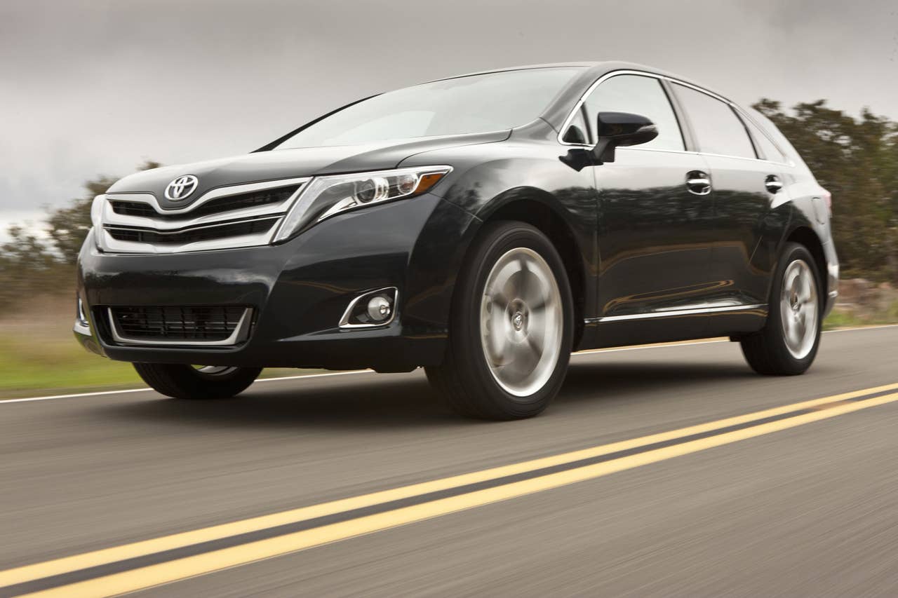 2013 Toyota Venza refreshed, Entune optional