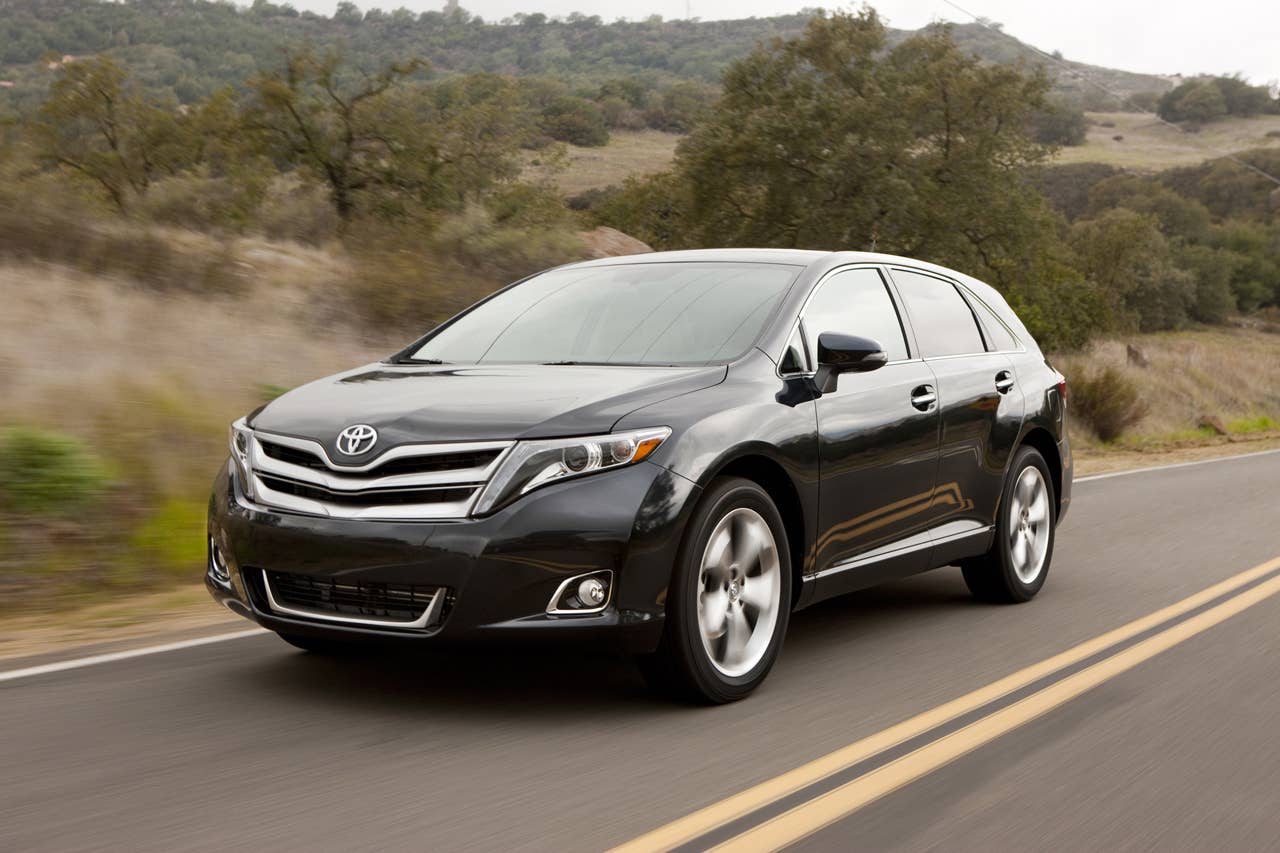 2013 Toyota Venza refreshed, Entune optional
