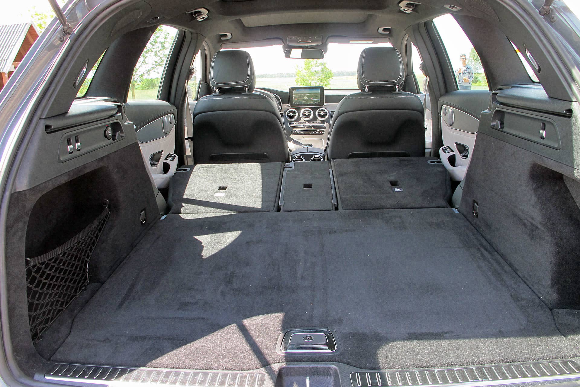 2016 Mercedes-Benz GLC250 rear cargo area