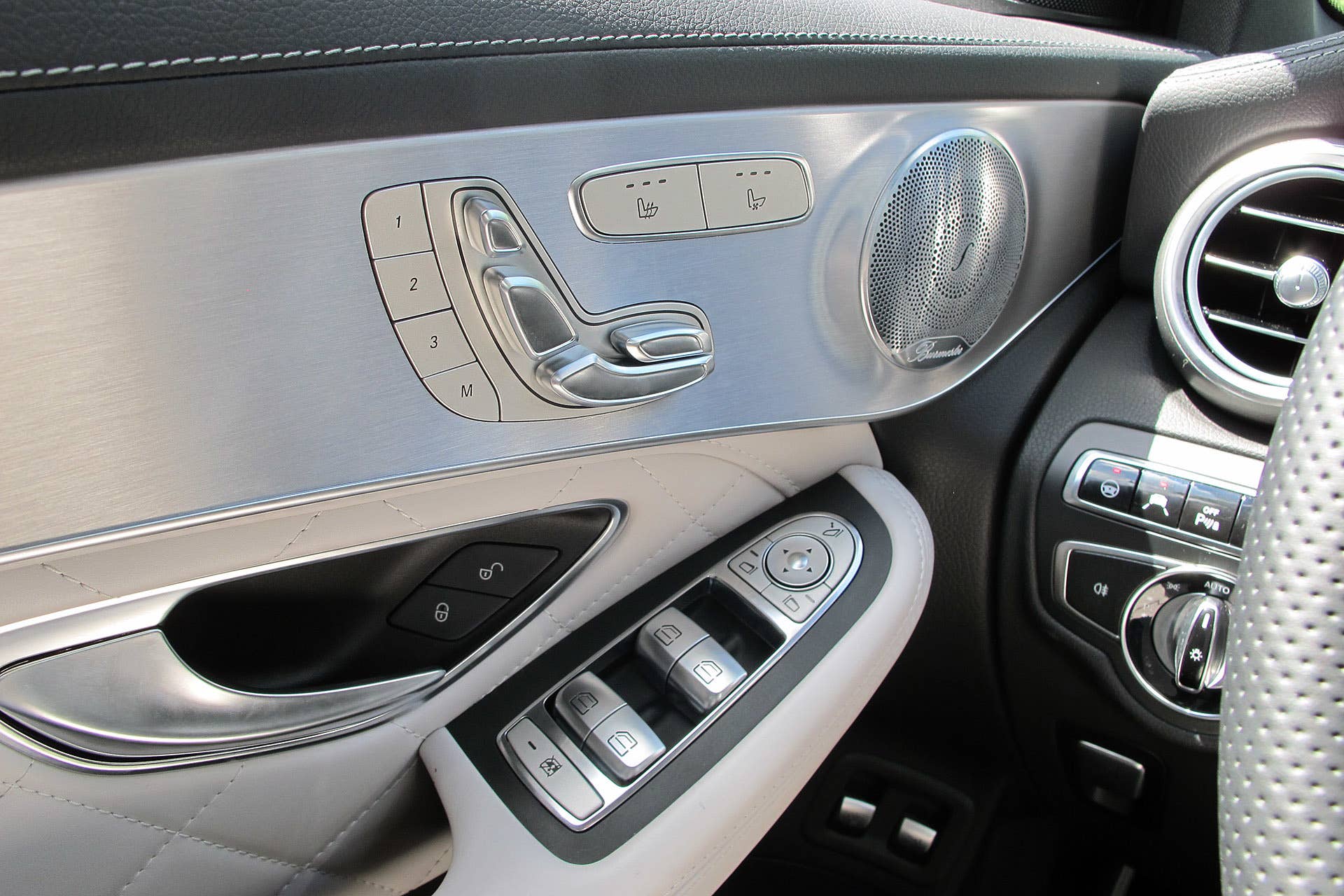 2016 Mercedes-Benz GLC250 door controls
