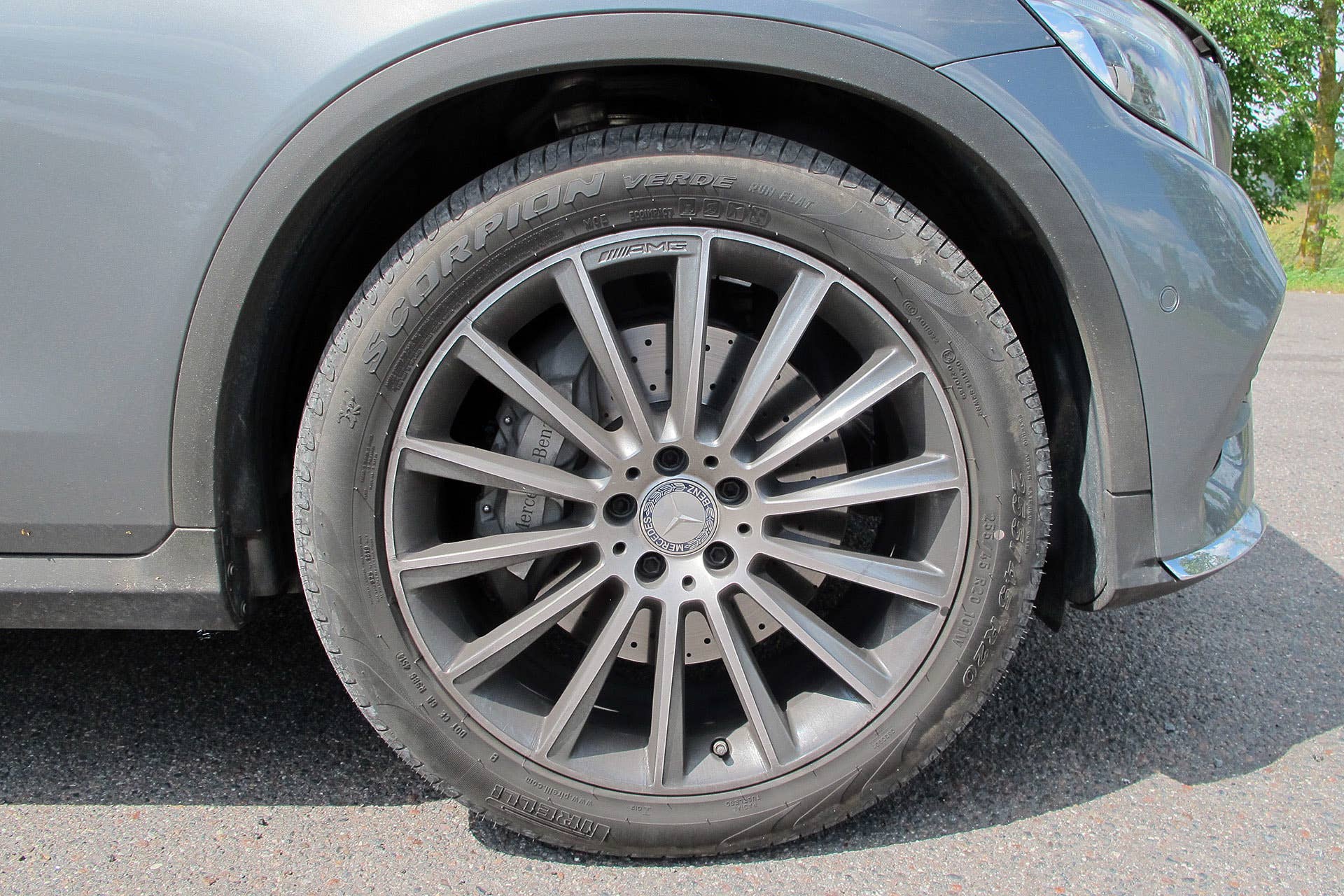 2016 Mercedes-Benz GLC250 wheel