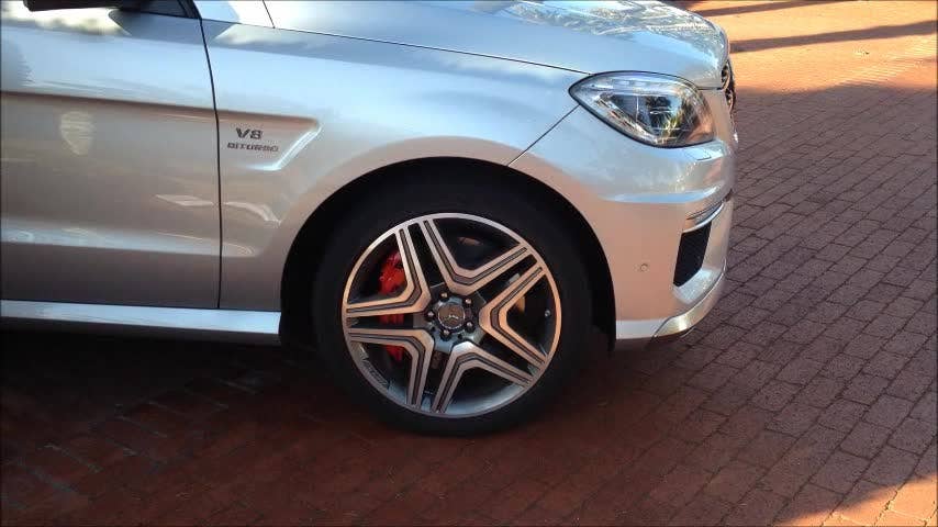 Autoblog Short Cuts: 2012 Mercedes-Benz ML63 AMG
