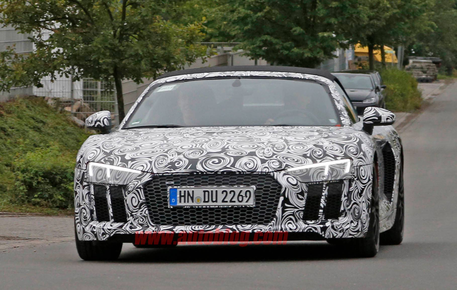 2017 Audi R8 Spyder front