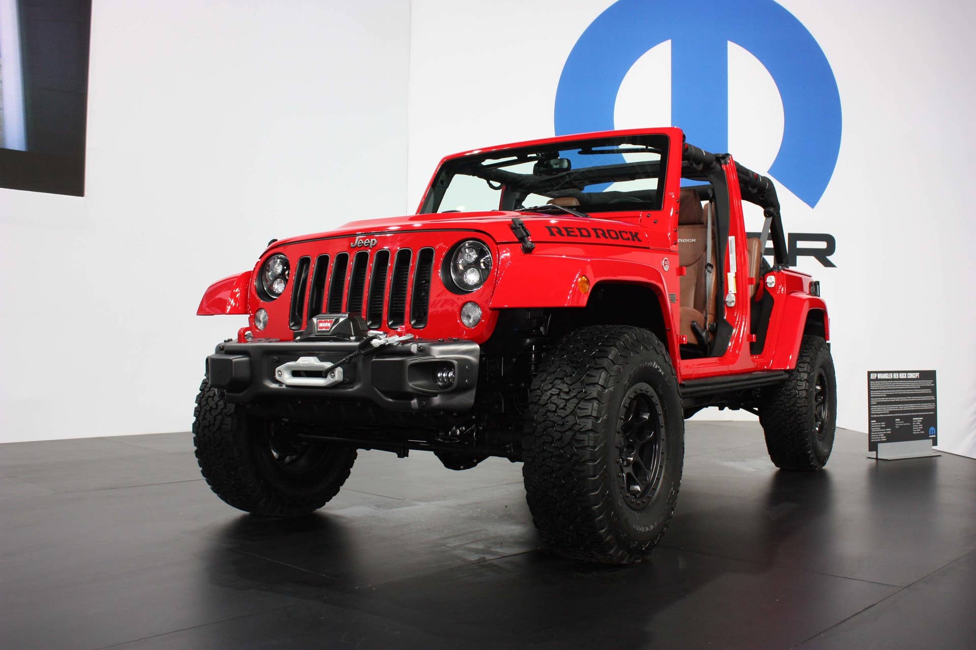 Jeep rocks the Wrangler Red Rock concept in Vegas [w/video] - Autoblog