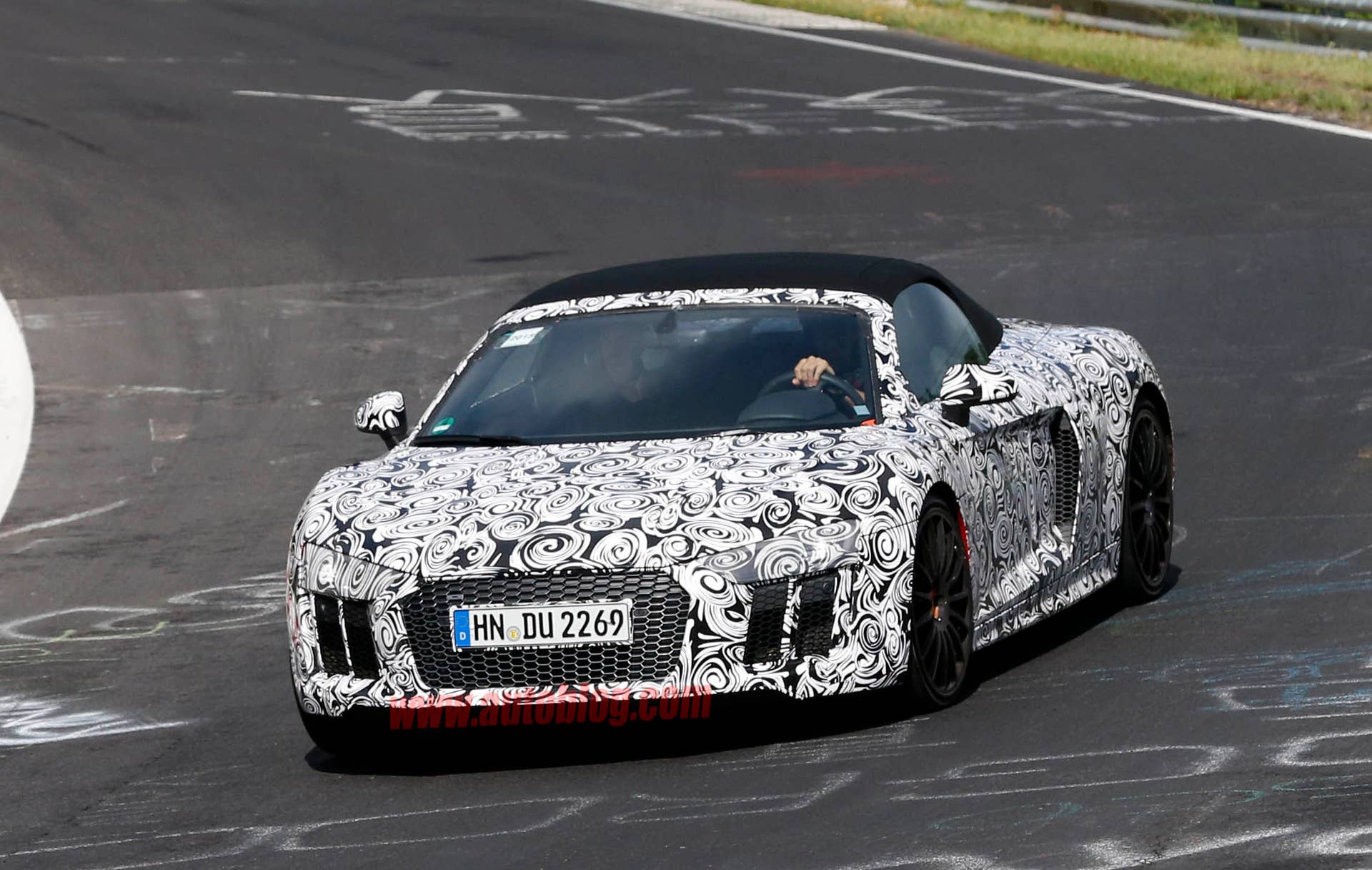 2017 Audi R8 Spyder front 3/4 Nurburgring