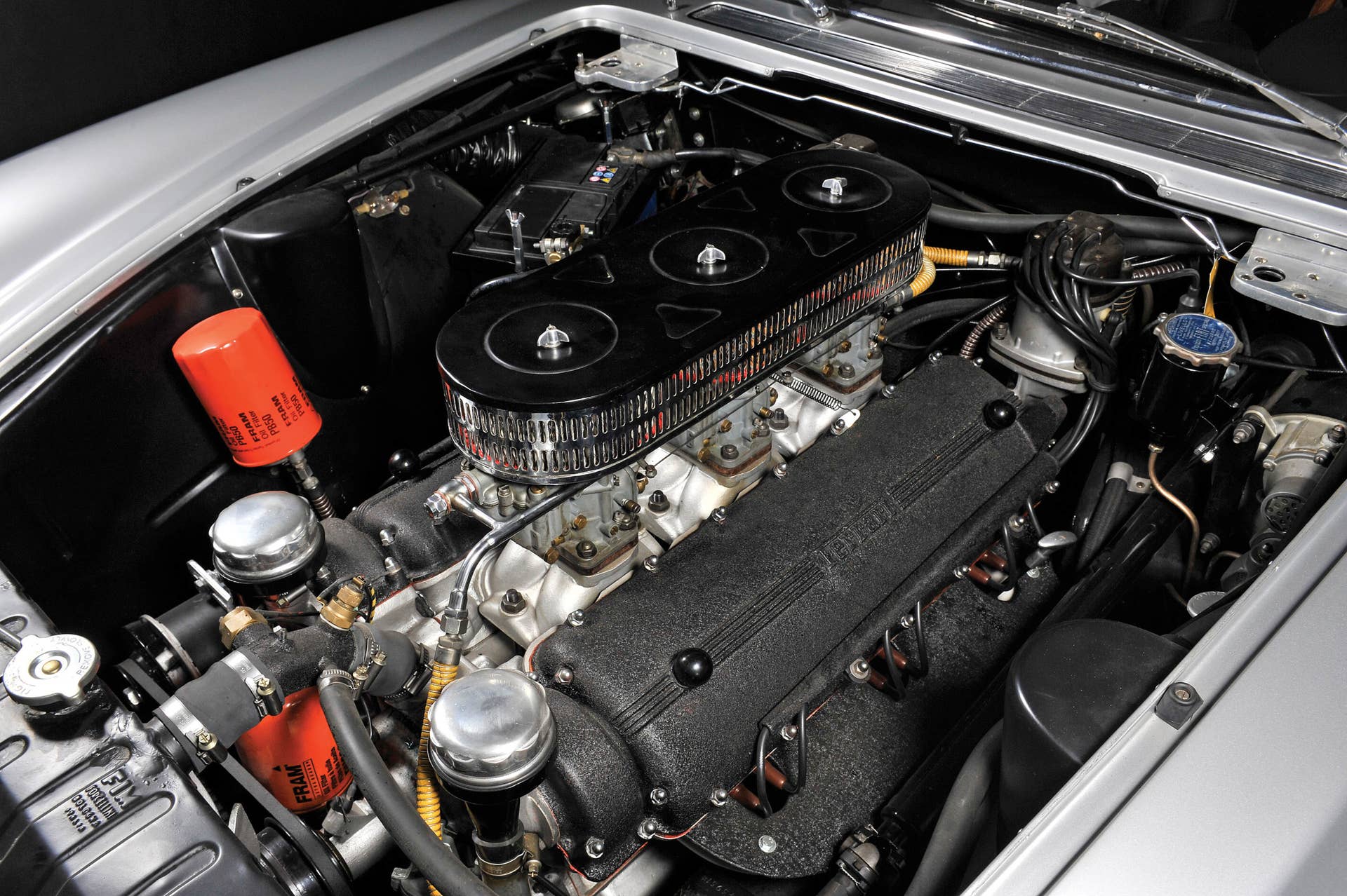 1962 Ferrari 400 Superamerica Aerodinamico engine bay