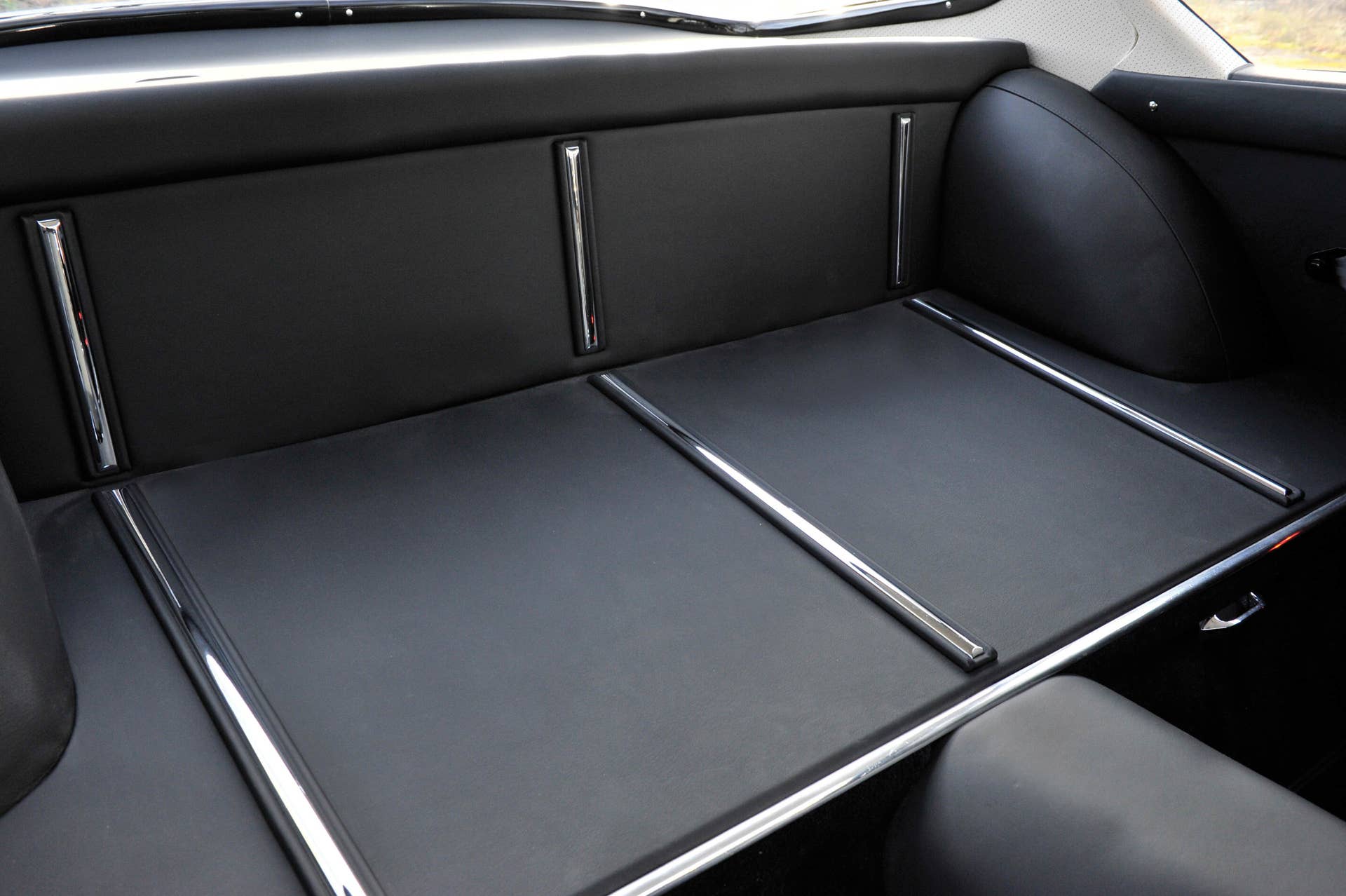 1962 Ferrari 400 Superamerica Aerodinamico luggage shelf