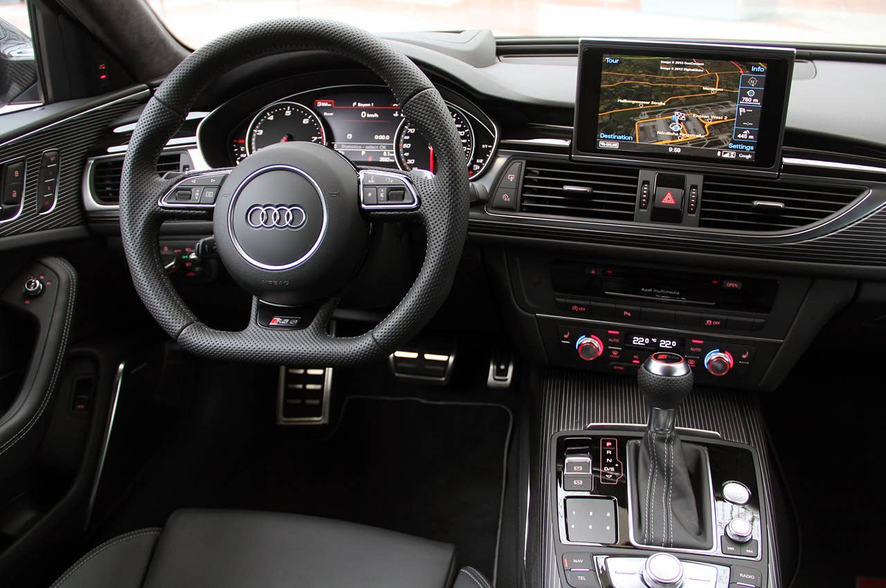 2013 Audi RS6 Avant interior