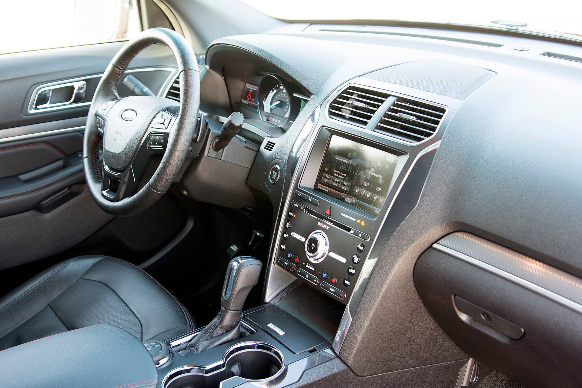 2016 Ford Explorer Sport interior