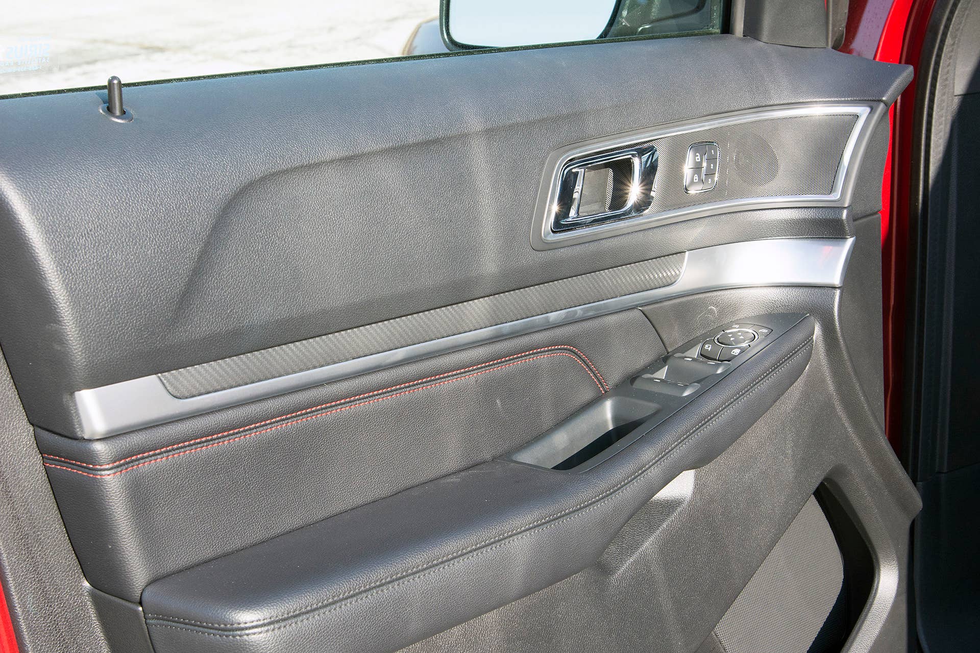 2016 Ford Explorer Sport door