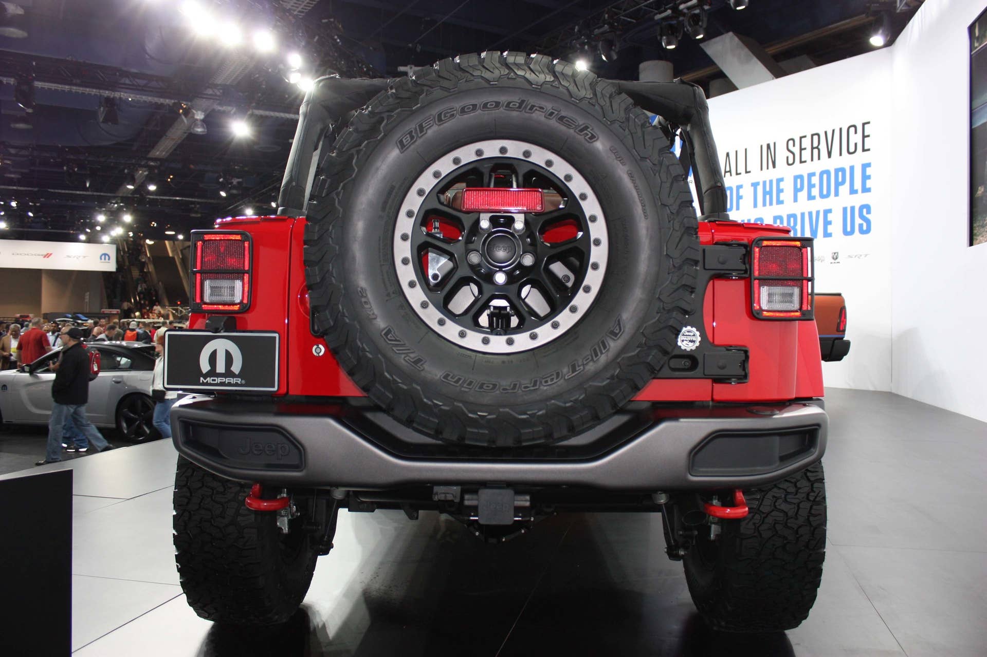 Jeep rocks the Wrangler Red Rock concept in Vegas [w/video] - Autoblog