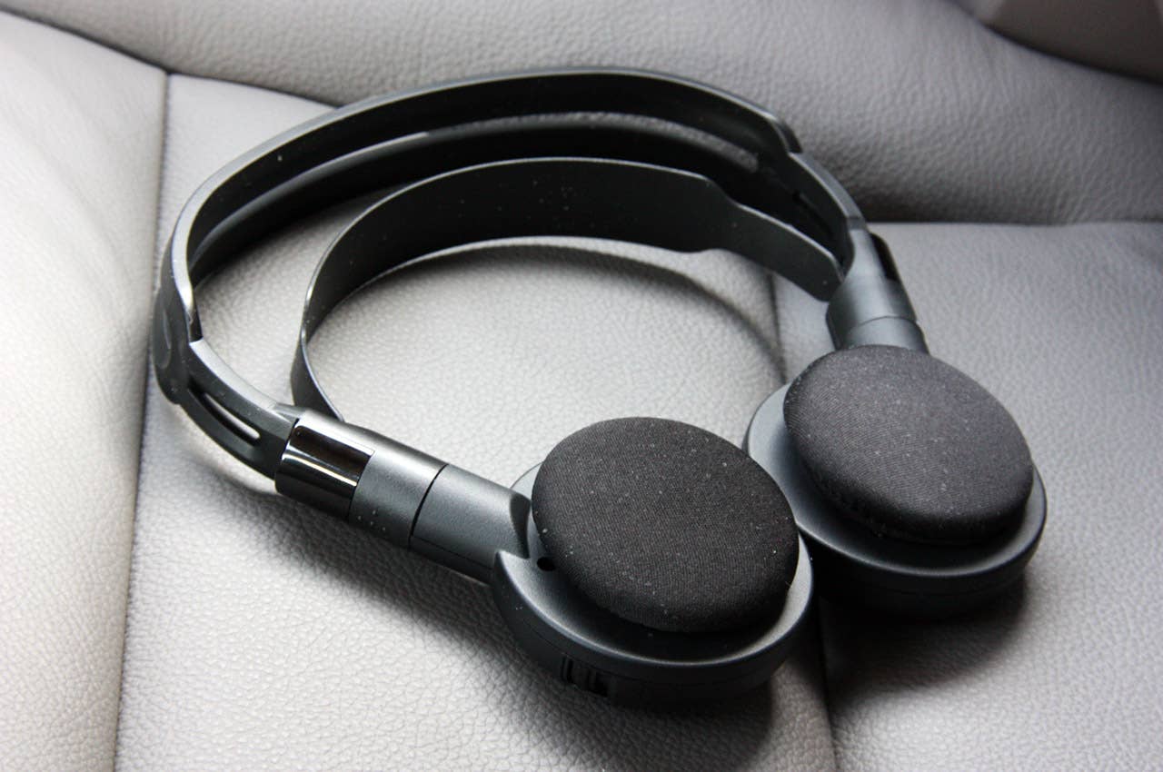 2011 Honda Odyssey headphones