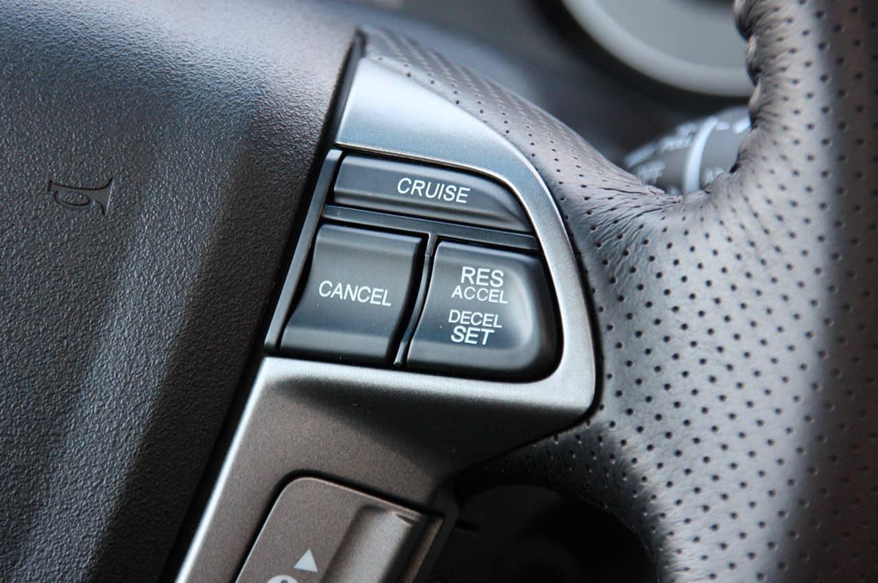 2011 Honda Odyssey steering wheel controls