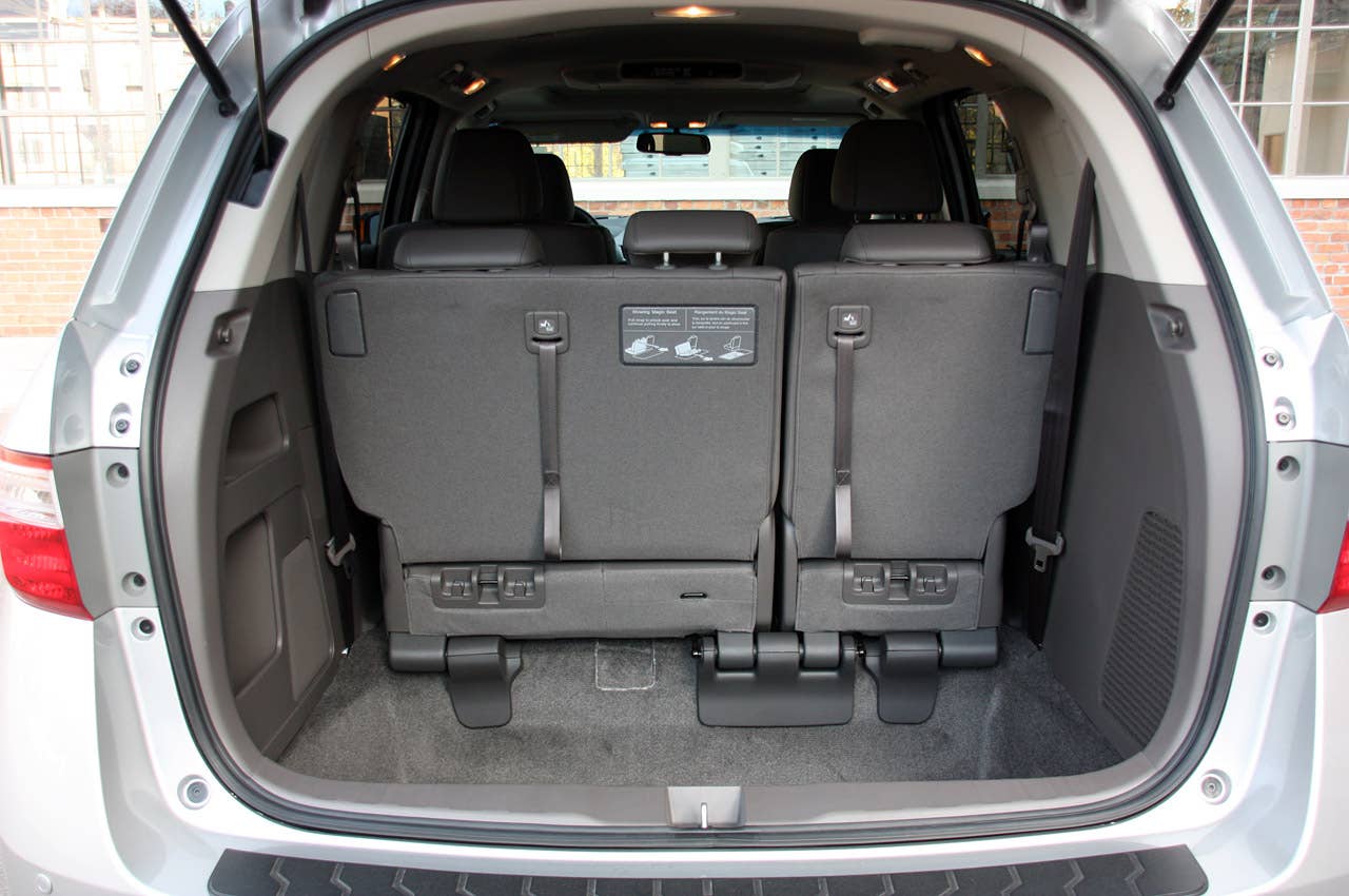 2011 Honda Odyssey rear storage area