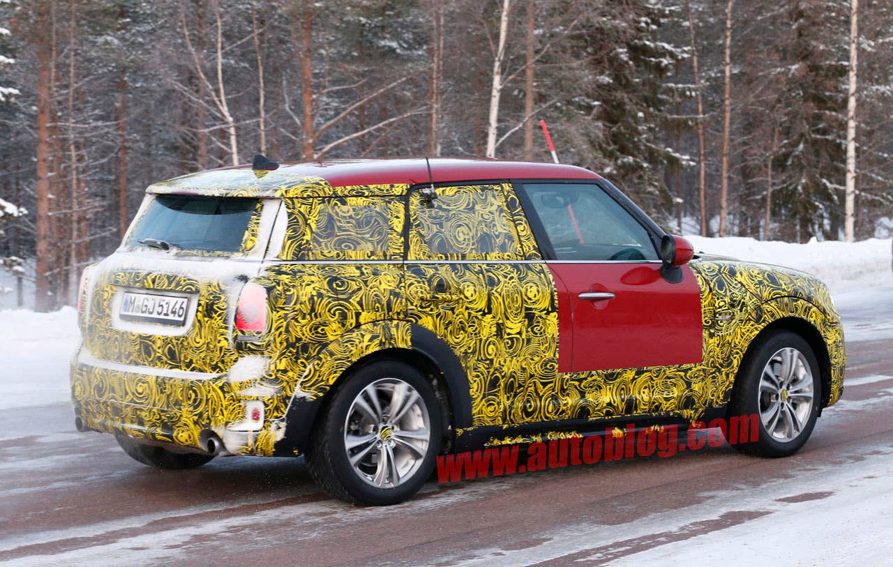 mini countryman spy shots side