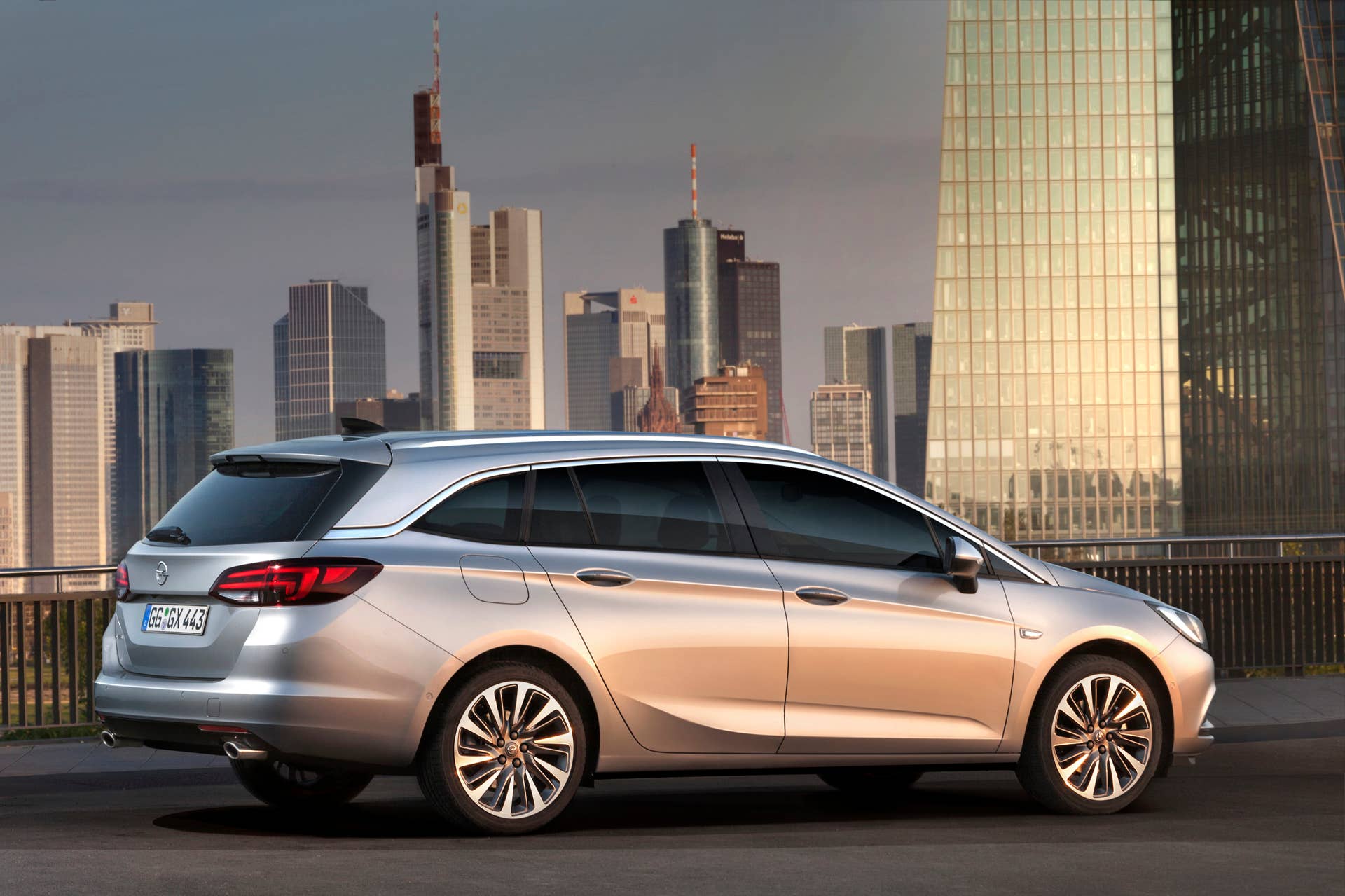 2016 Opel Astra Sports Tourer estate rear 3/4 static