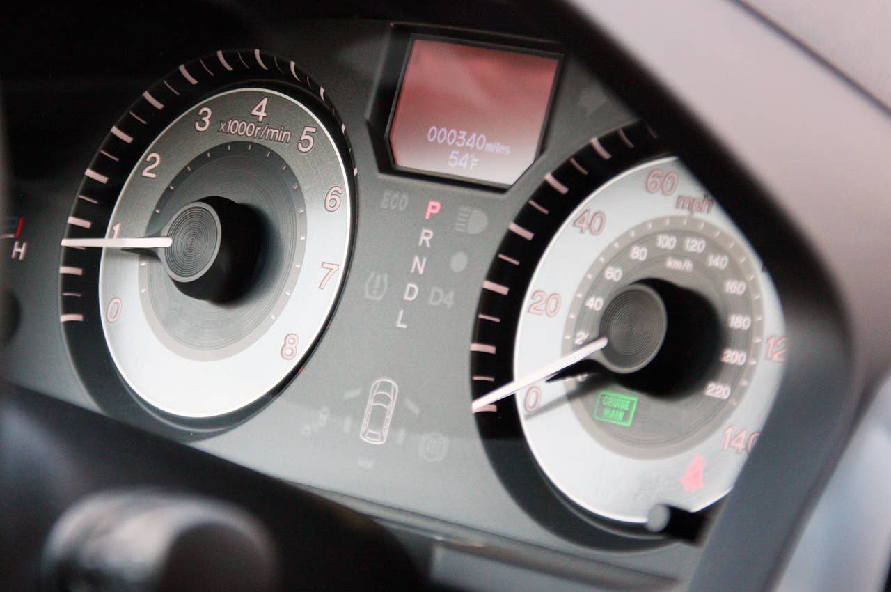 2011 Honda Odyssey gauges