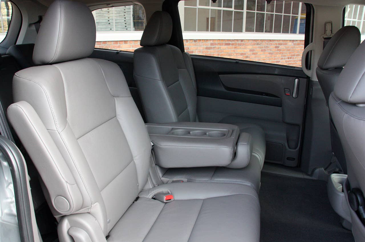 2011 Honda Odyssey rear seats