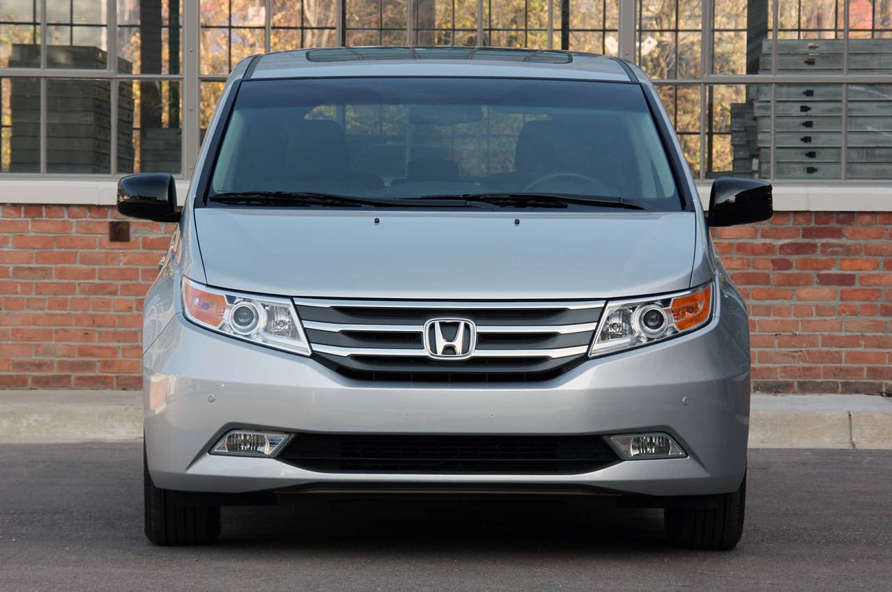 2011 Honda Odyssey front view