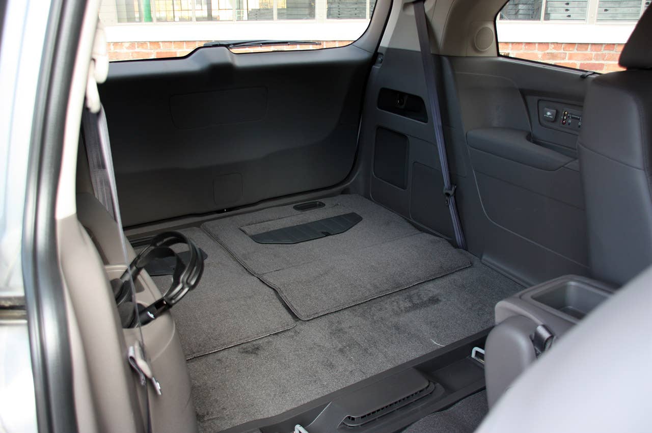 2011 Honda Odyssey rear storage area