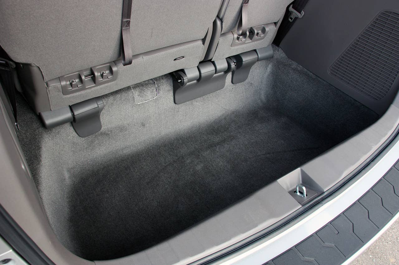 2011 Honda Odyssey rear storage area