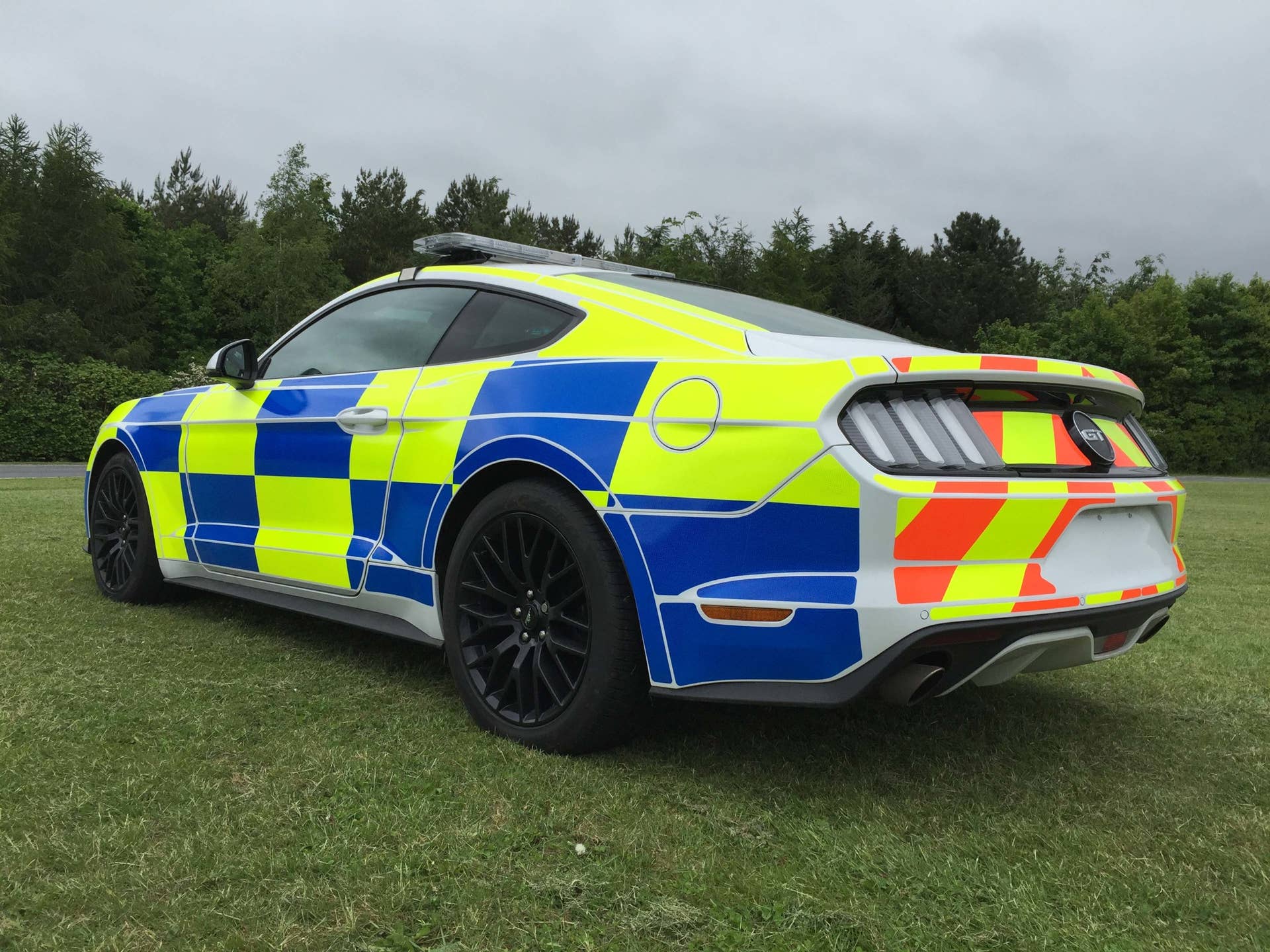 Ford Mustang police UK