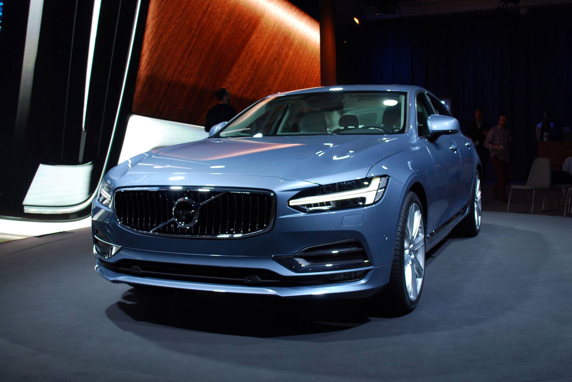 Volvo S90 front 3/4
