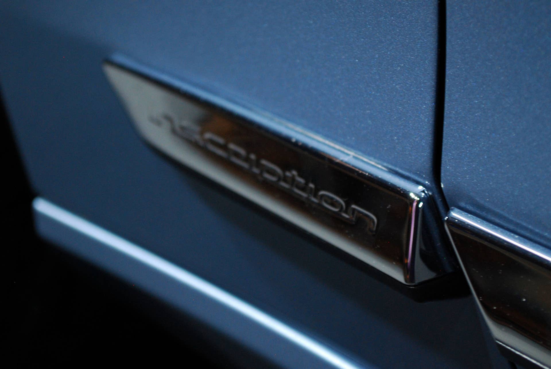 2017 Volvo S90 side badge inscription