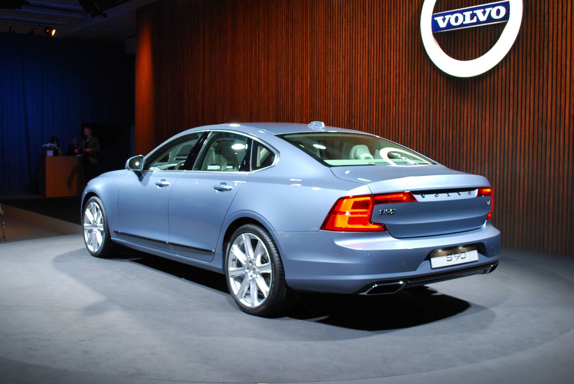 2017 Volvo S90 live reveal rear 3/4