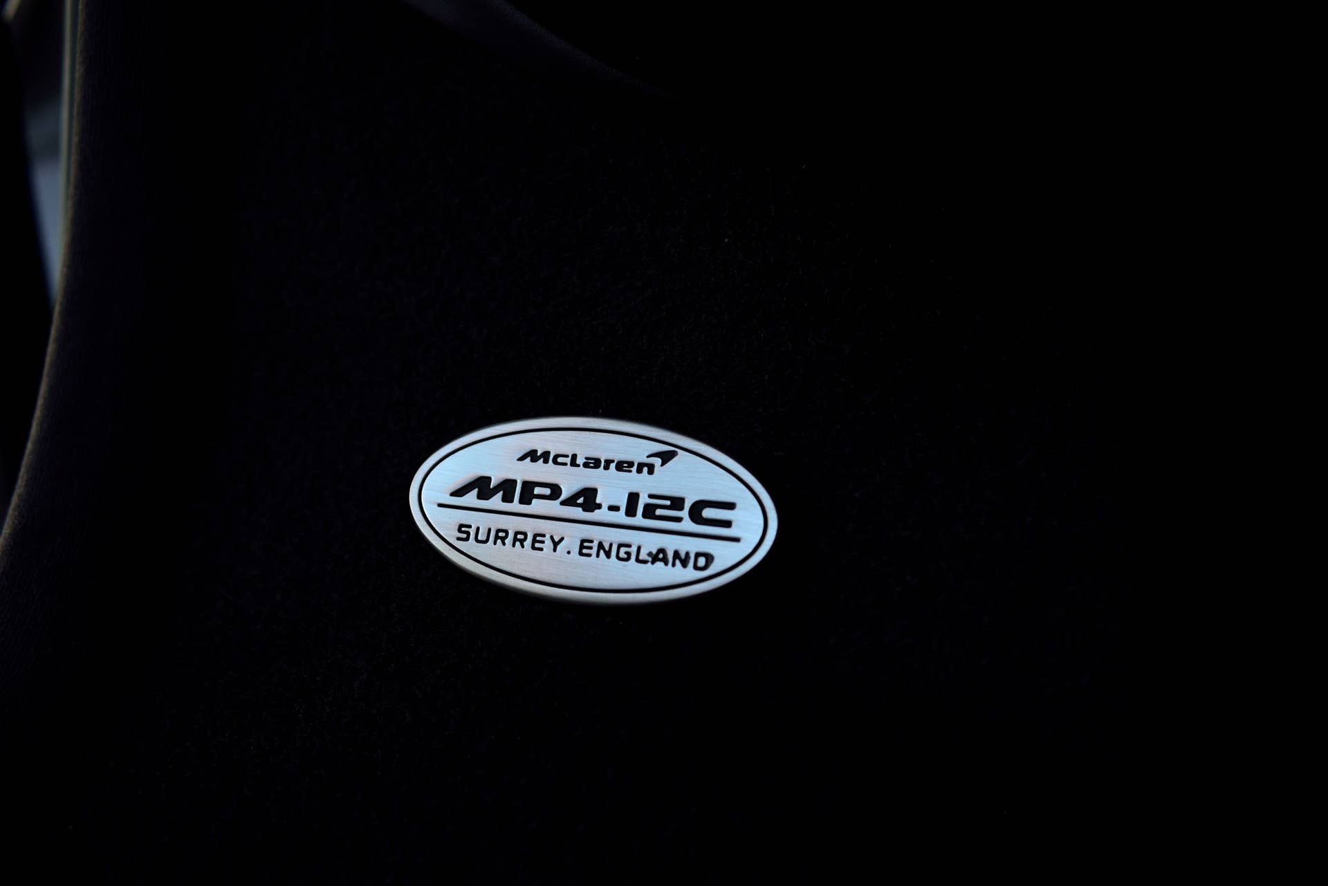 2012 McLaren MP4-12C High Sport detail plaque