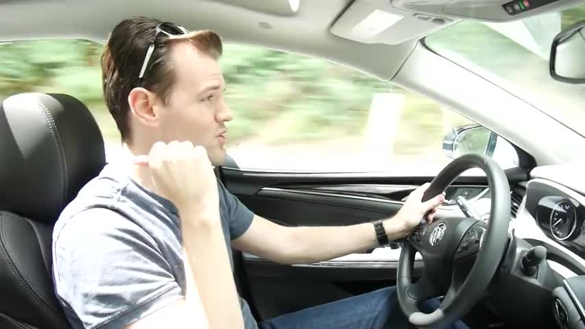 2017 Buick LaCrosse Ride and Handling | Autoblog Short Cuts