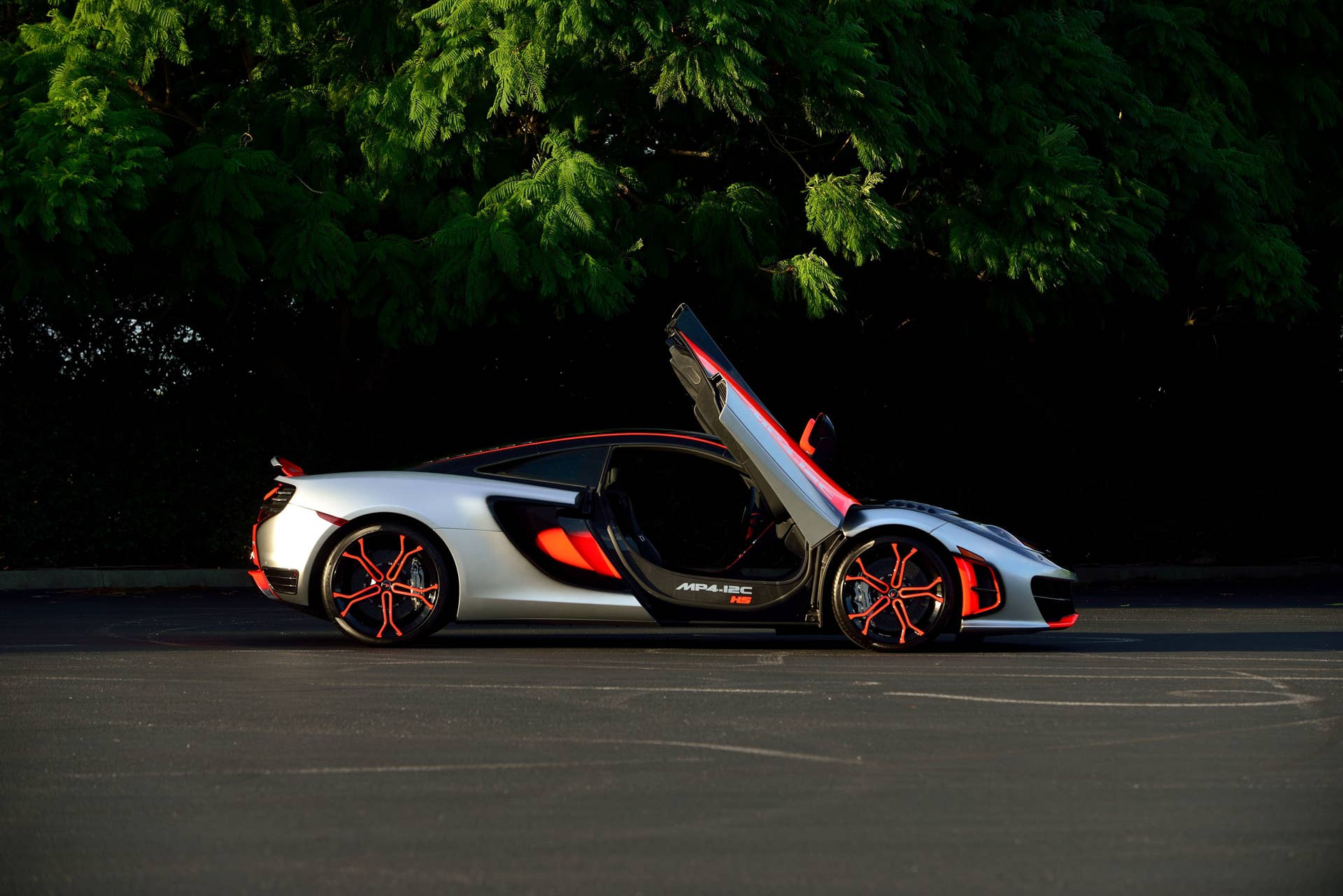 2012 McLaren MP4-12C High Sport side profile doors up open