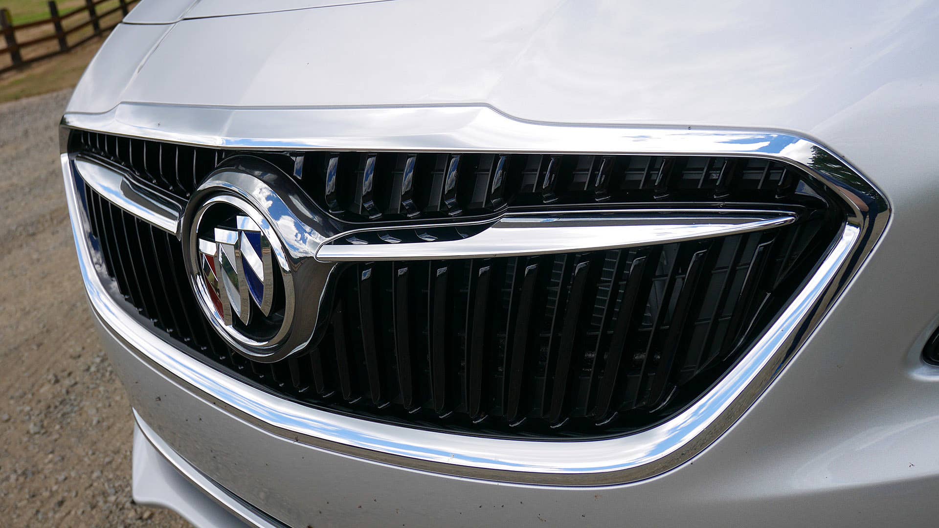 2017 Buick LaCrosse grille