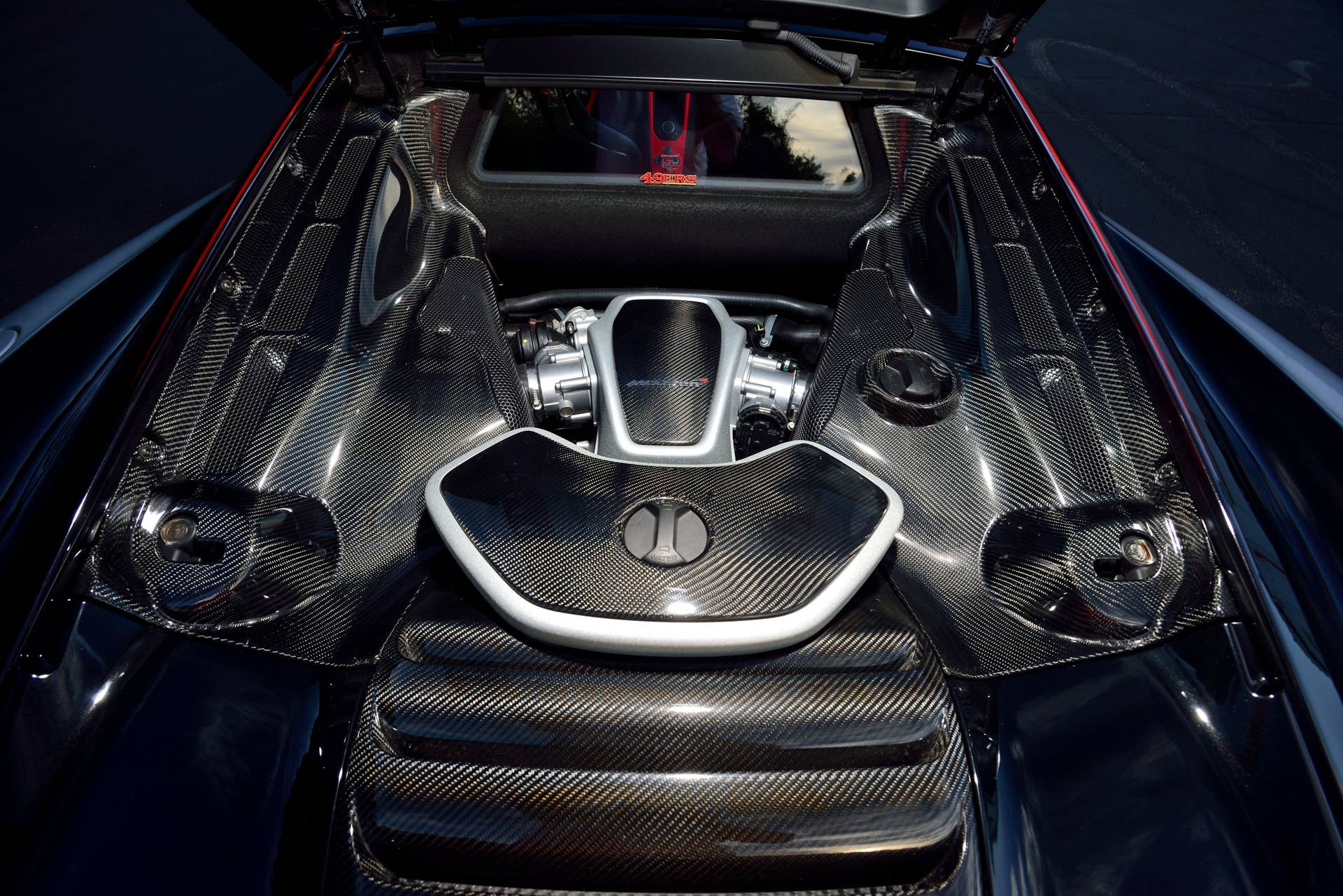2012 McLaren MP4-12C High Sport engine