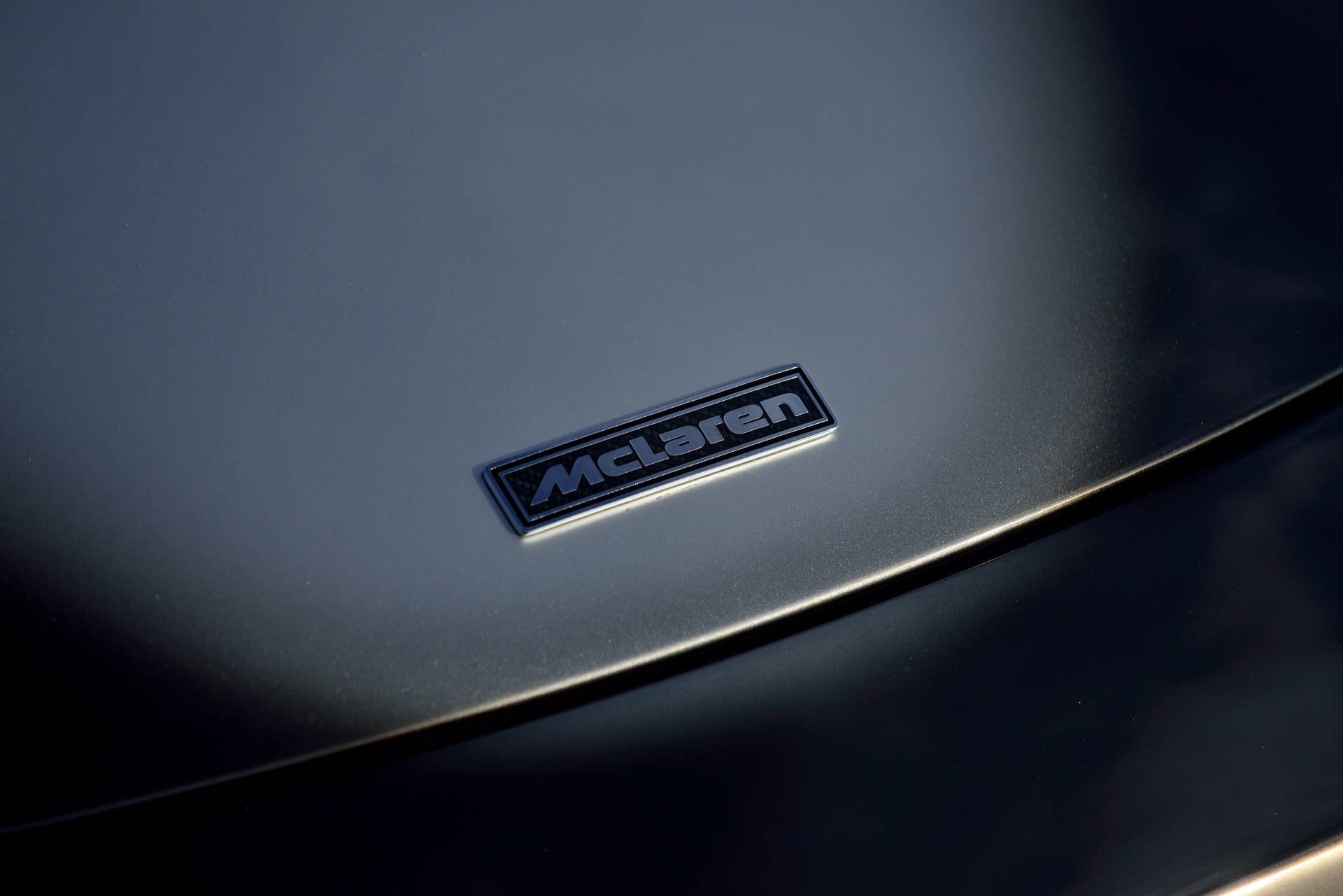 2012 McLaren MP4-12C High Sport badge