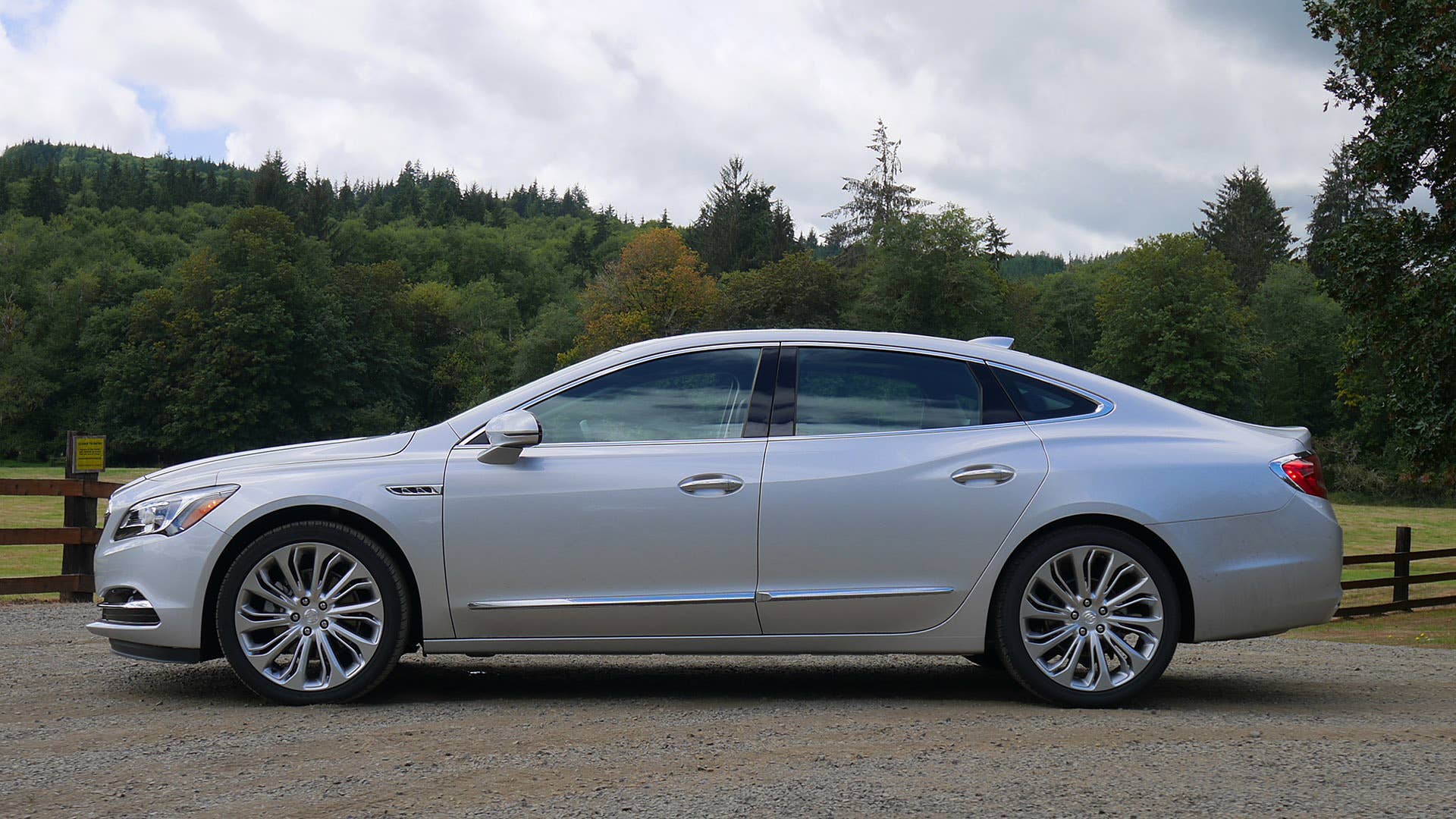 2017 Buick LaCrosse side view