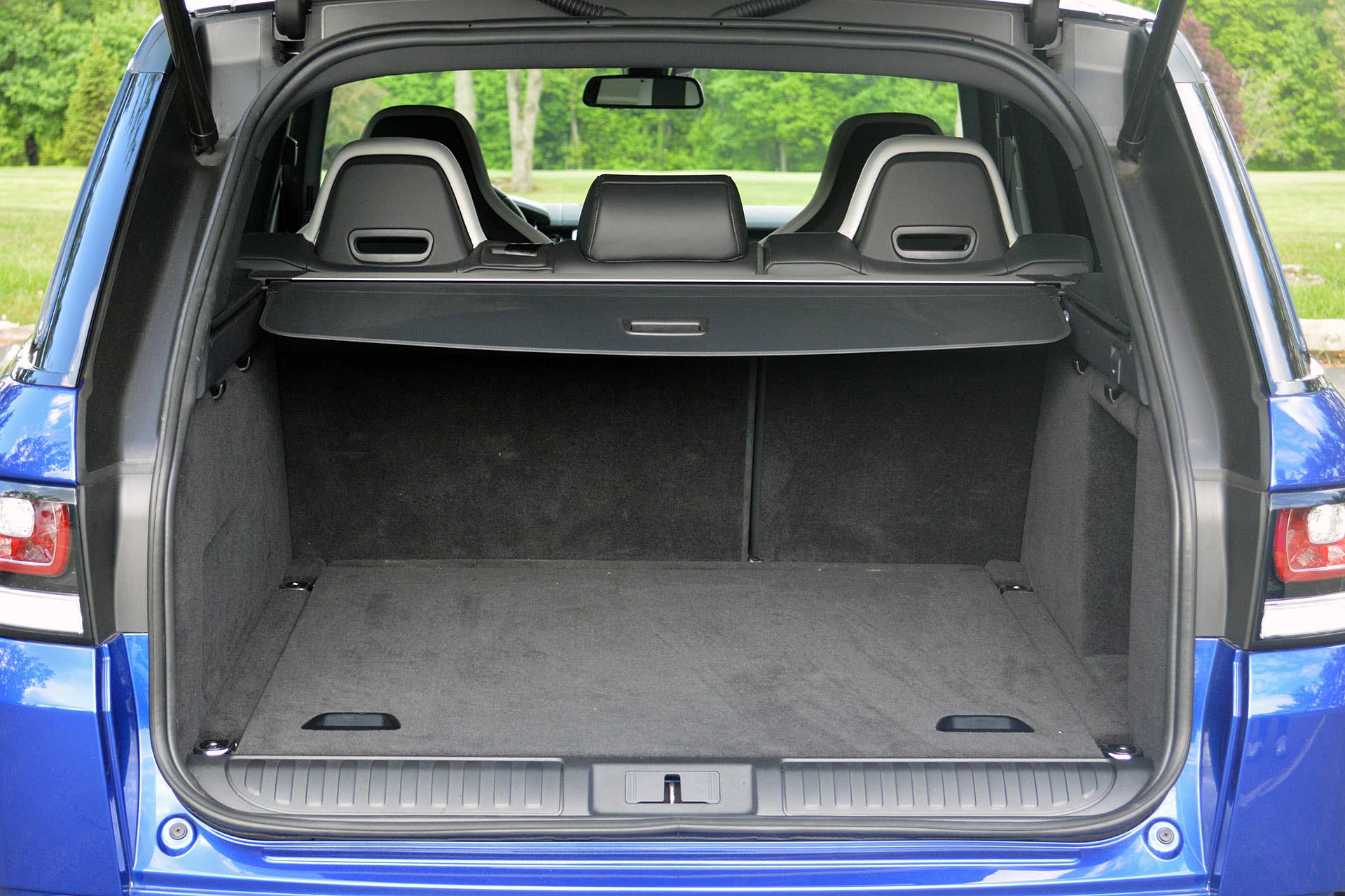 2015 Land Rover Range Rover Sport SVR rear cargo area