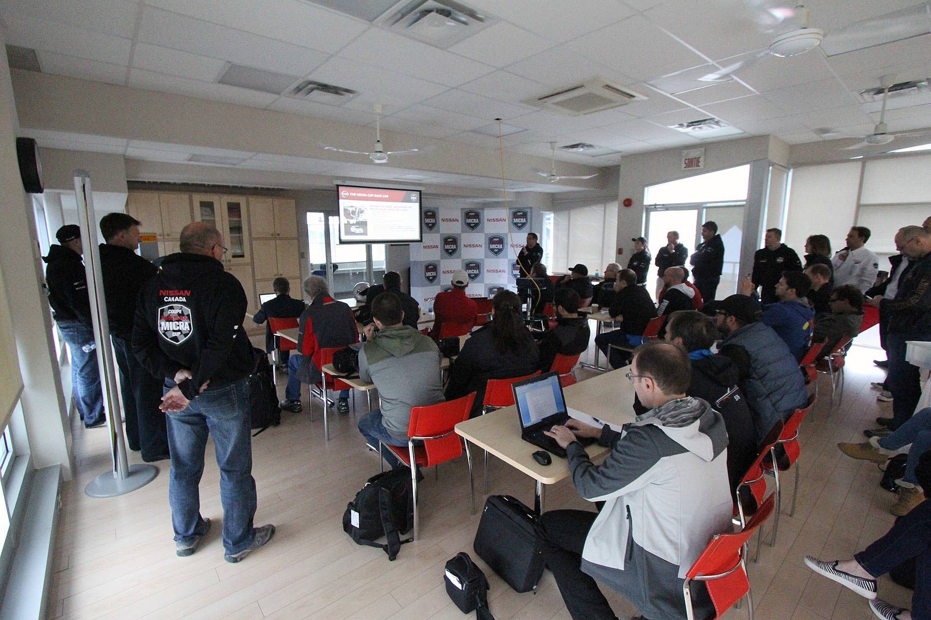 2015 Nissan Micra Cup class session